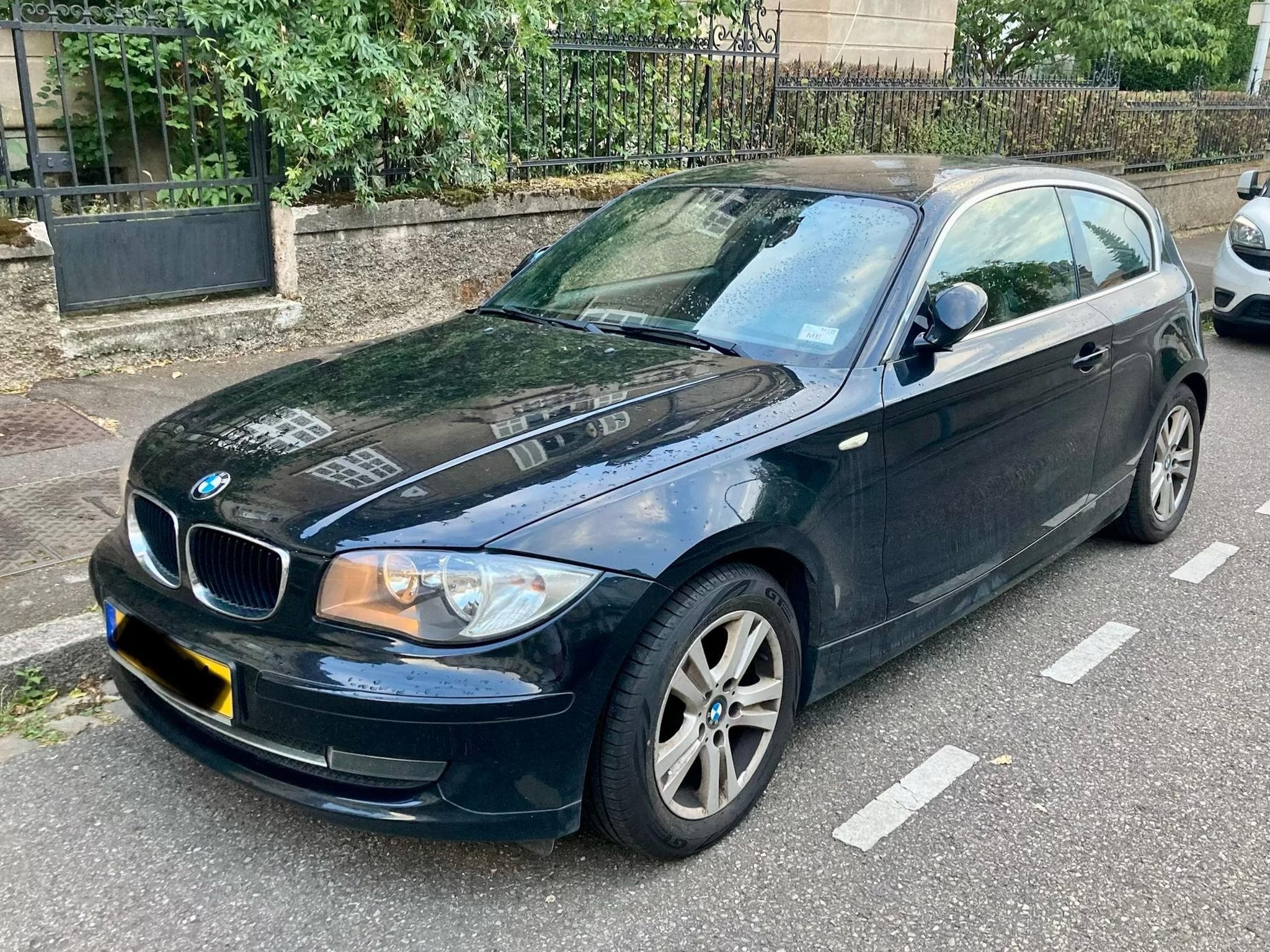 BMW 118 118d SportHatch E81 - 1ere main (2008) - Foto 1