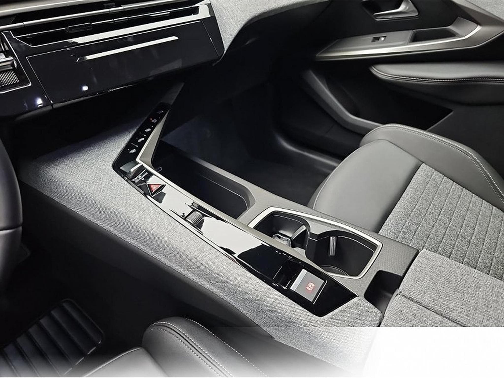 Peugeot 5008 (2026) - Photo 11