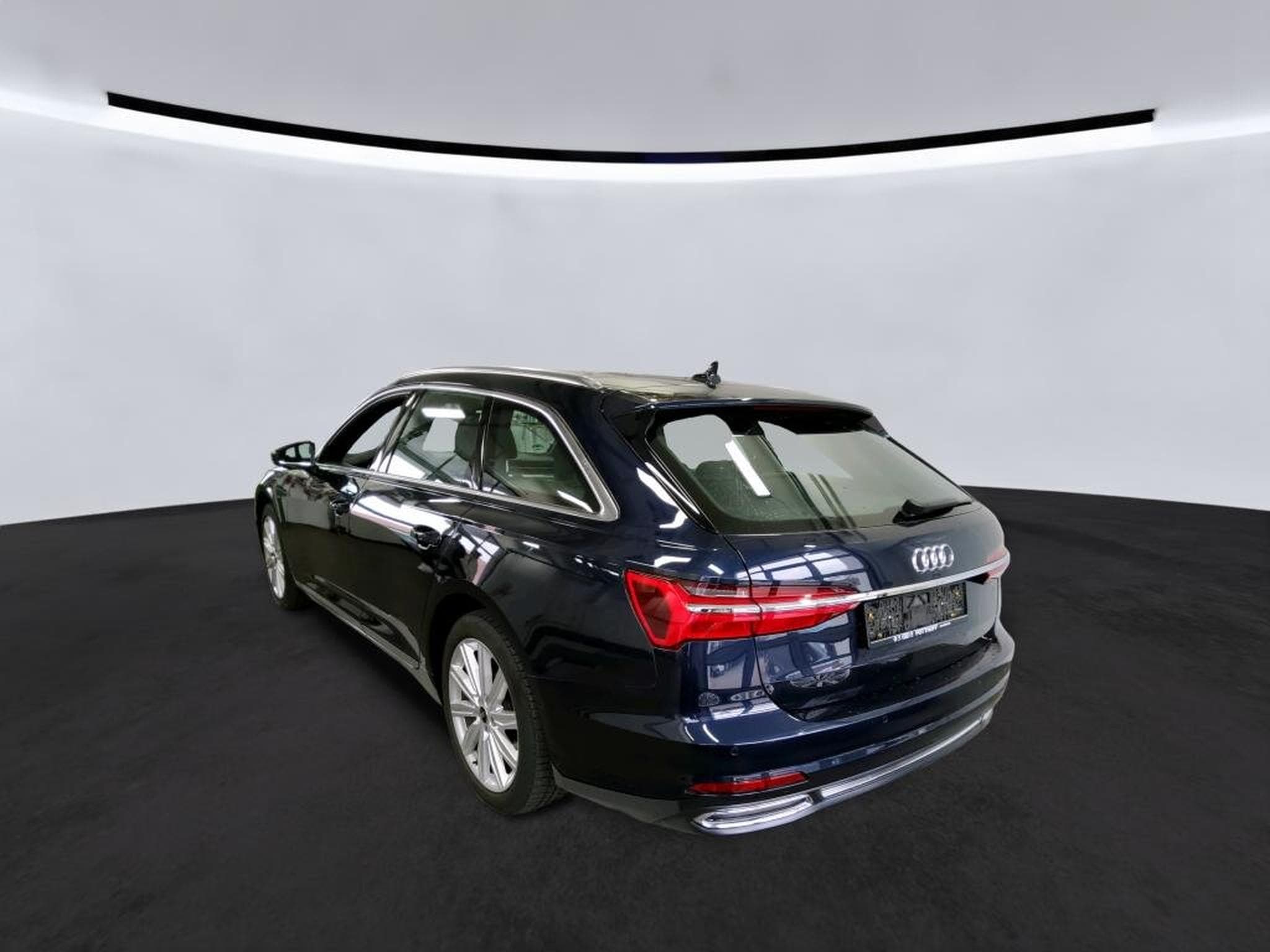 Audi A6 A6 Avant sport 2.0 45 electric/TFSI 265 CV DSG7 (2022) - Foto 2