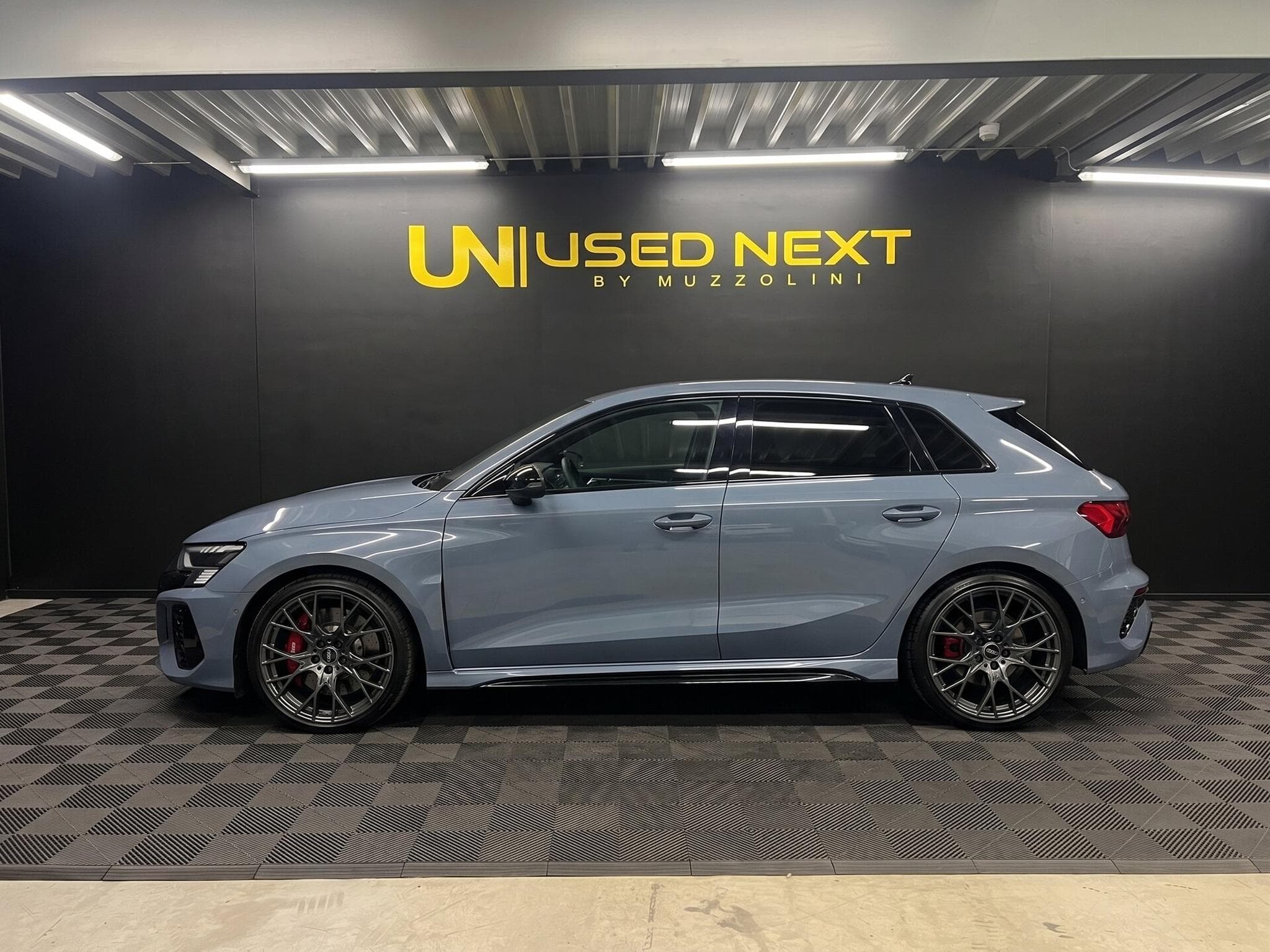Audi RS3 NEW MODEL / GARANTIE-AUDI-2029 / RS-SEATS/ PACK CARBON (2026) - Photo 2