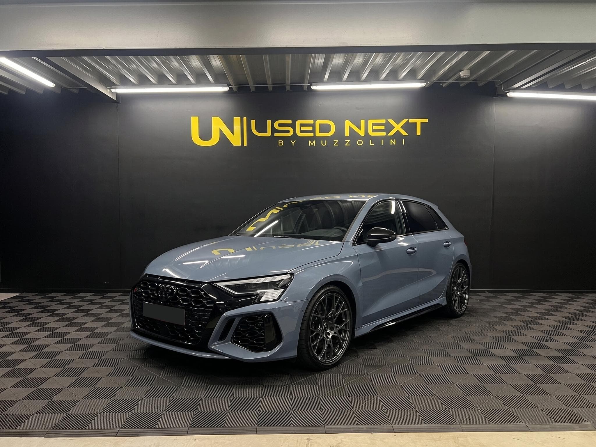 Audi RS3 NEW MODEL / GARANTIE-AUDI-2029 / RS-SEATS/ PACK CARBON (2026) - Photo 1