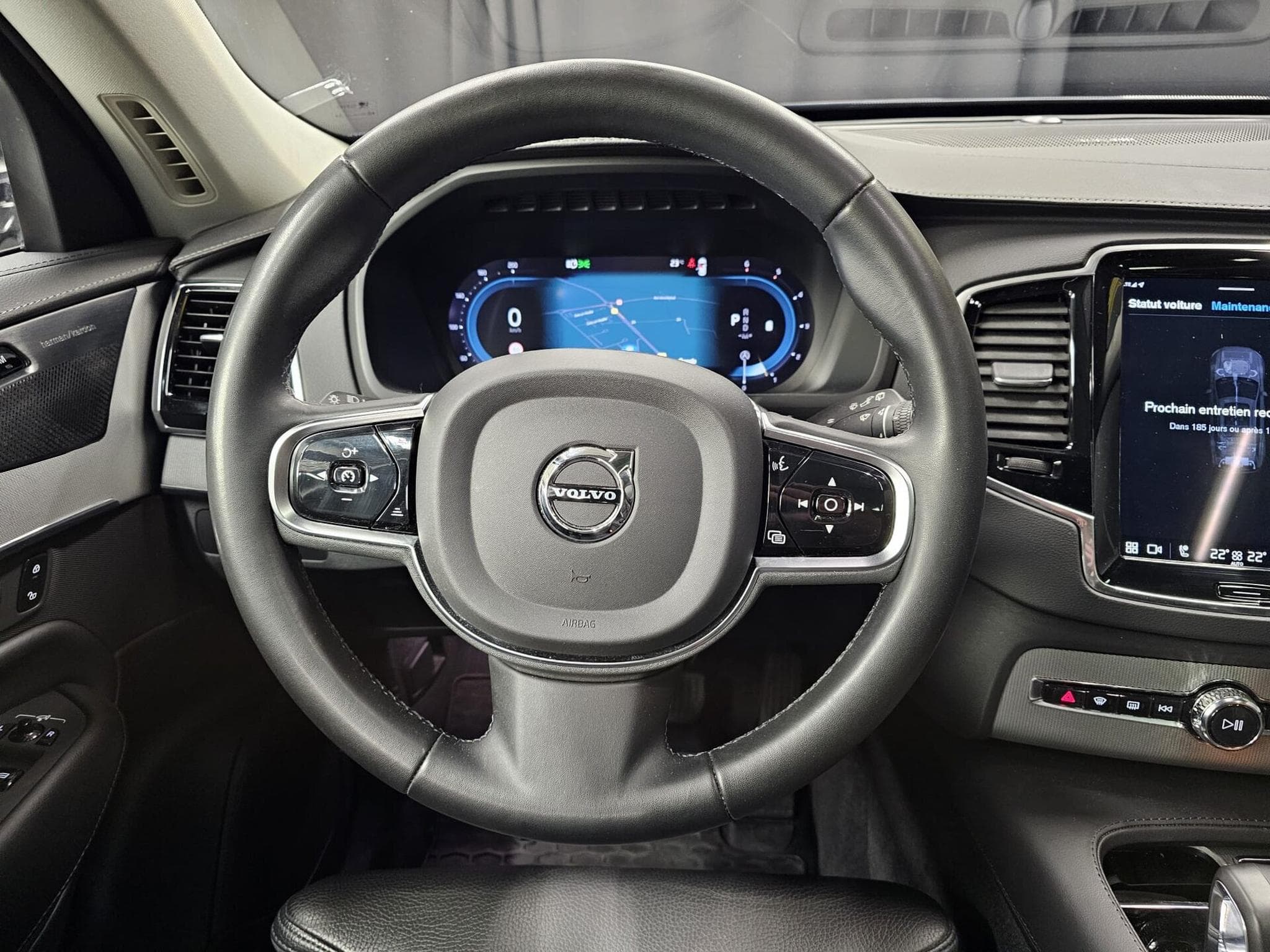 Volvo XC90 SUV (2023) - Photo 8