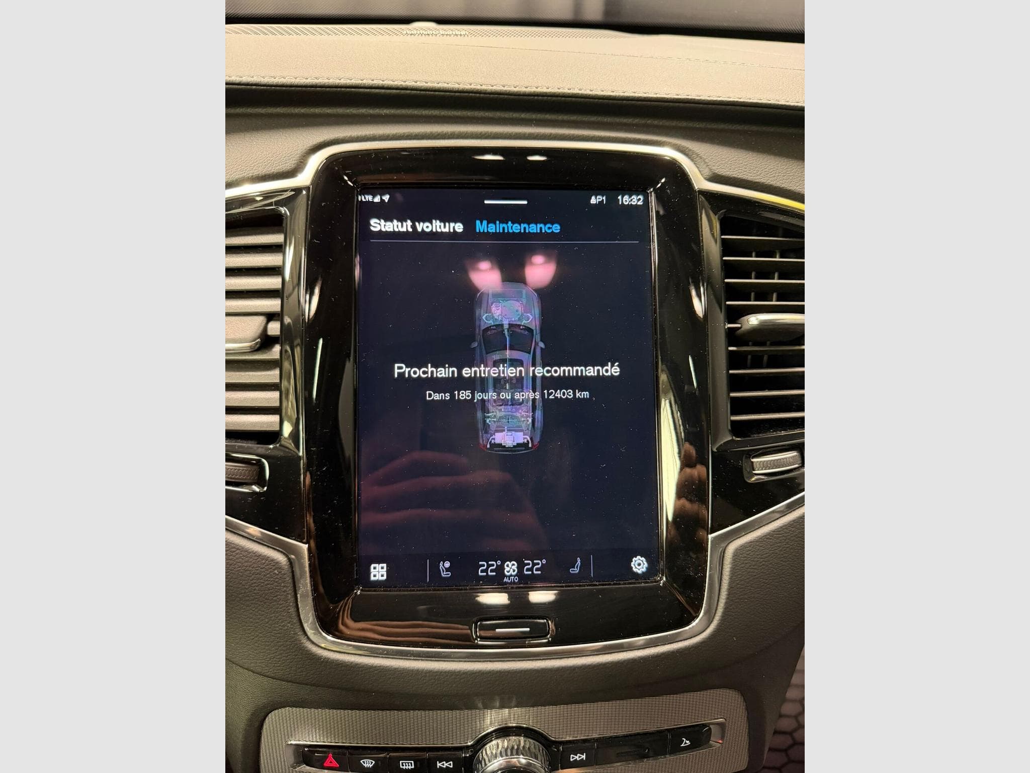 Volvo XC90 SUV (2023) - Photo 11