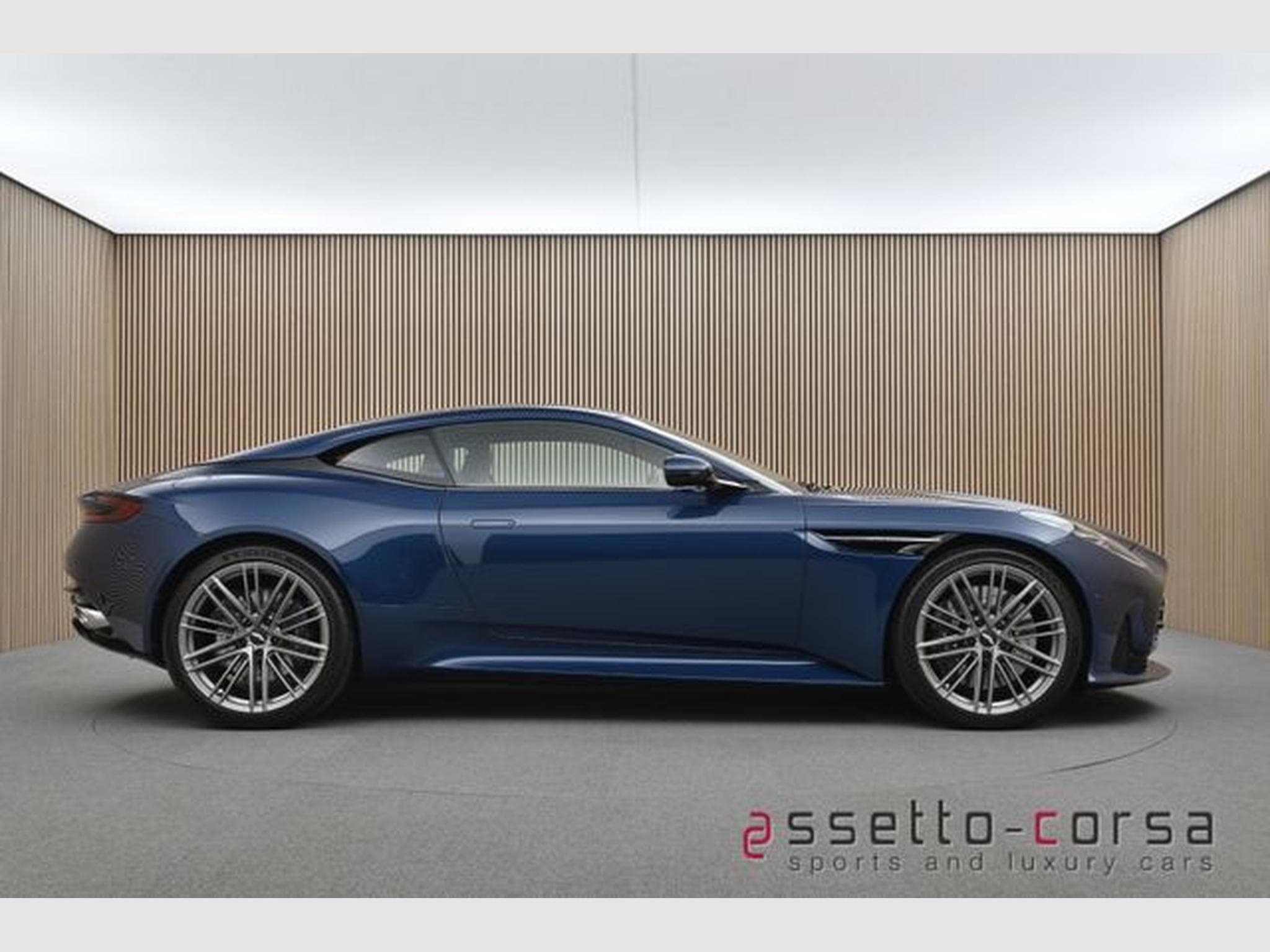 Aston-Martin DB12 DB12 Coupe 4.0 V8*Heritage*1. Hand*Garantie (2025) - Photo 5