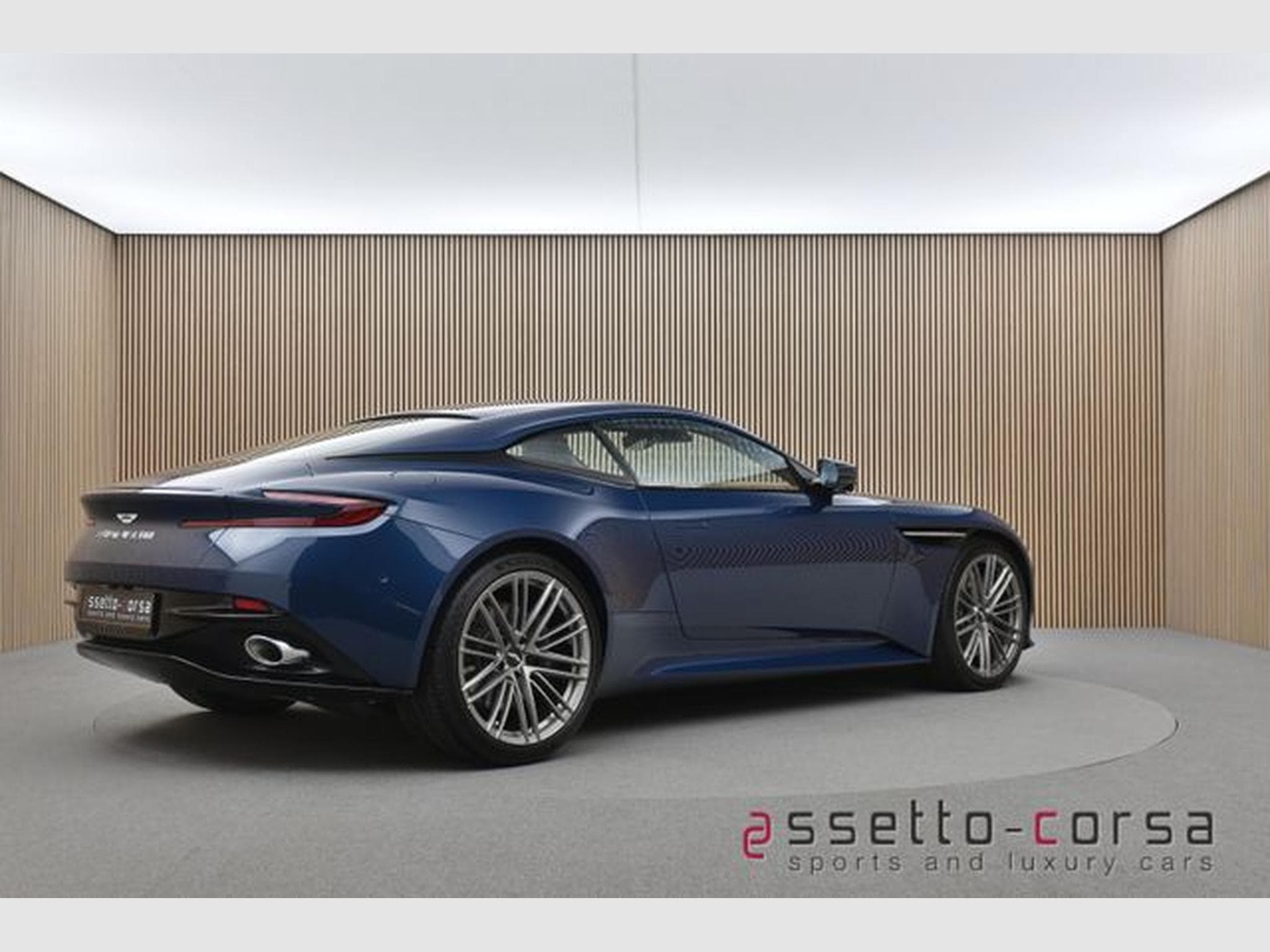 Aston-Martin DB12 DB12 Coupe 4.0 V8*Heritage*1. Hand*Garantie (2025) - Photo 4