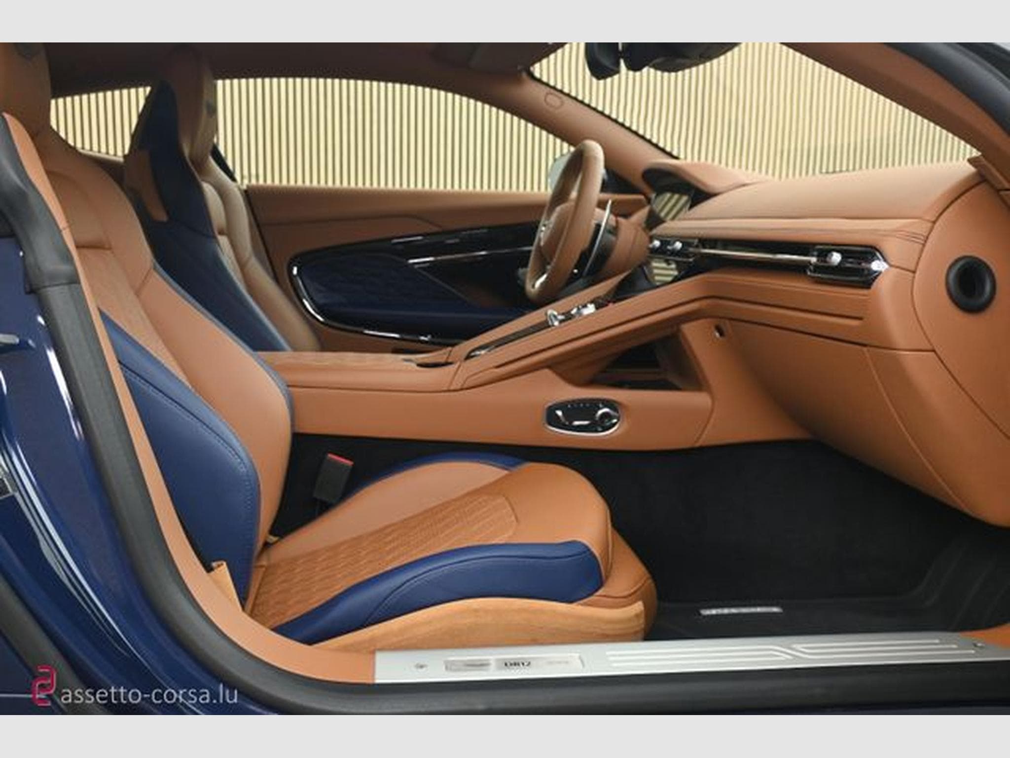 Aston-Martin DB12 DB12 Coupe 4.0 V8*Heritage*1. Hand*Garantie (2025) - Photo 22