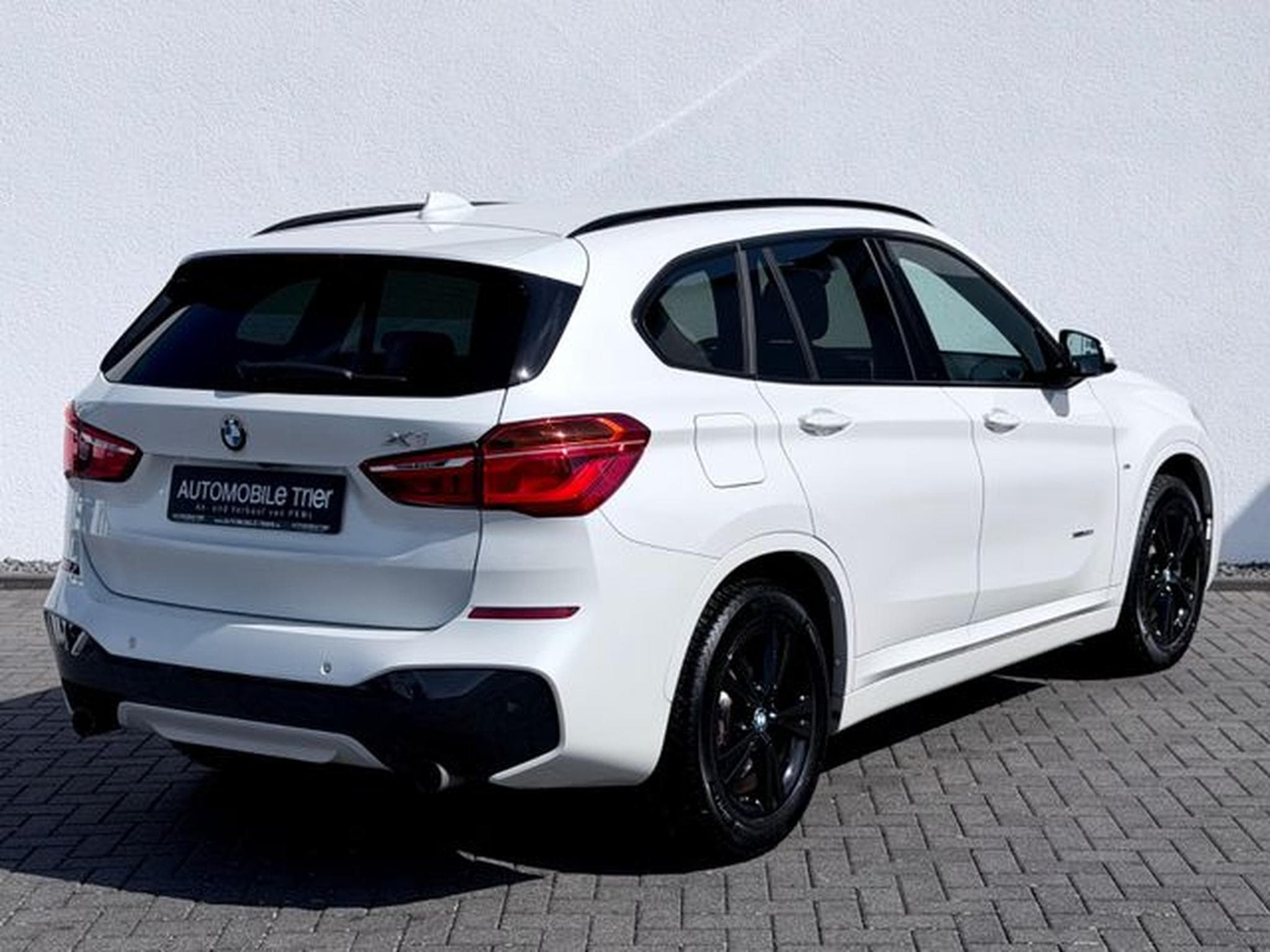 BMW X1 X1 20i xDrive M Sport Paket /NAVI/LED/CAM/1.HAND (2017) - Foto 5