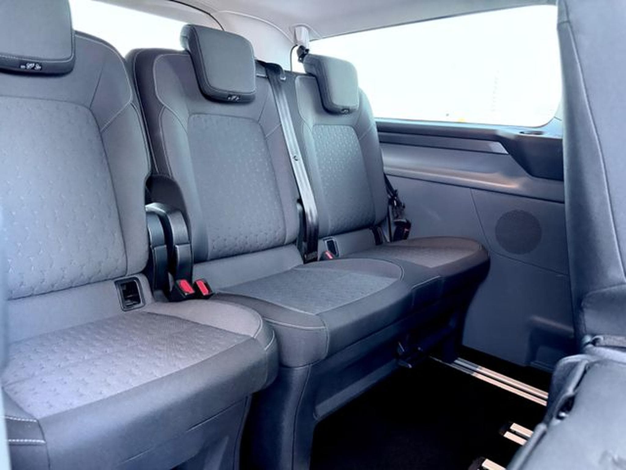 Ford Tourneo Tourneo Custom 2.0 EcoBlue L2 Titanium 9.Sitzer (2024) - Foto 15