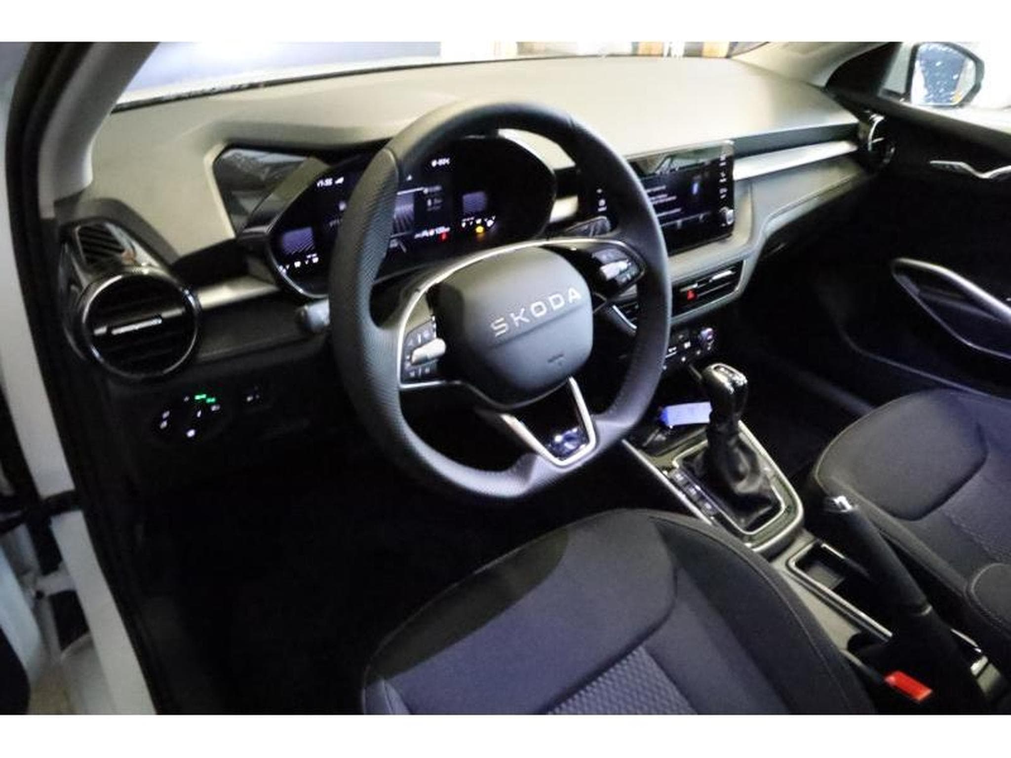 Skoda Fabia Selection (2025) - Photo 11