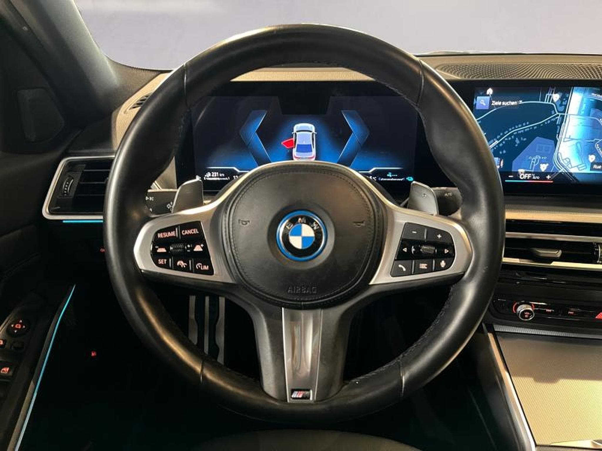 BMW 330 330e xDrive M Sport (2023) - Foto 16