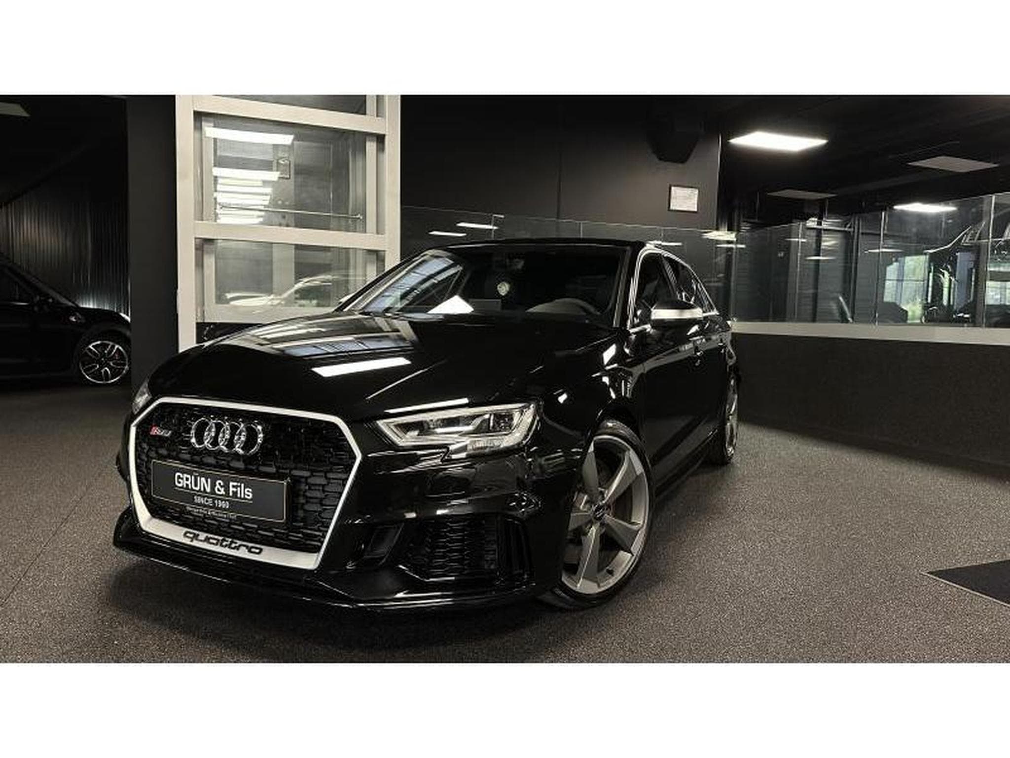 Audi RS3 Sportback 2.5 TFSI Quattro (2019) - Photo 4