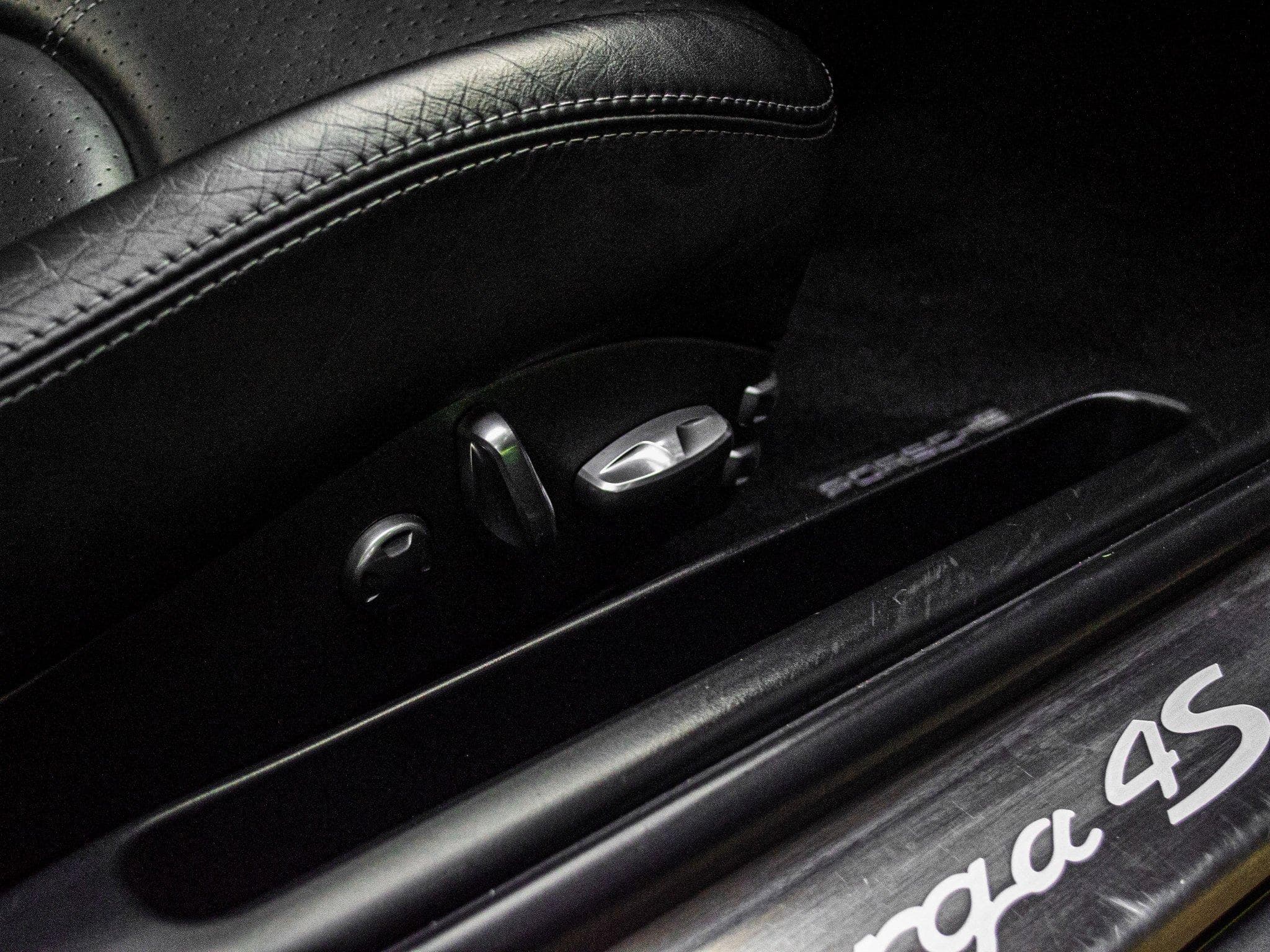 Porsche 911 Targa 4S (2009) - Photo 6