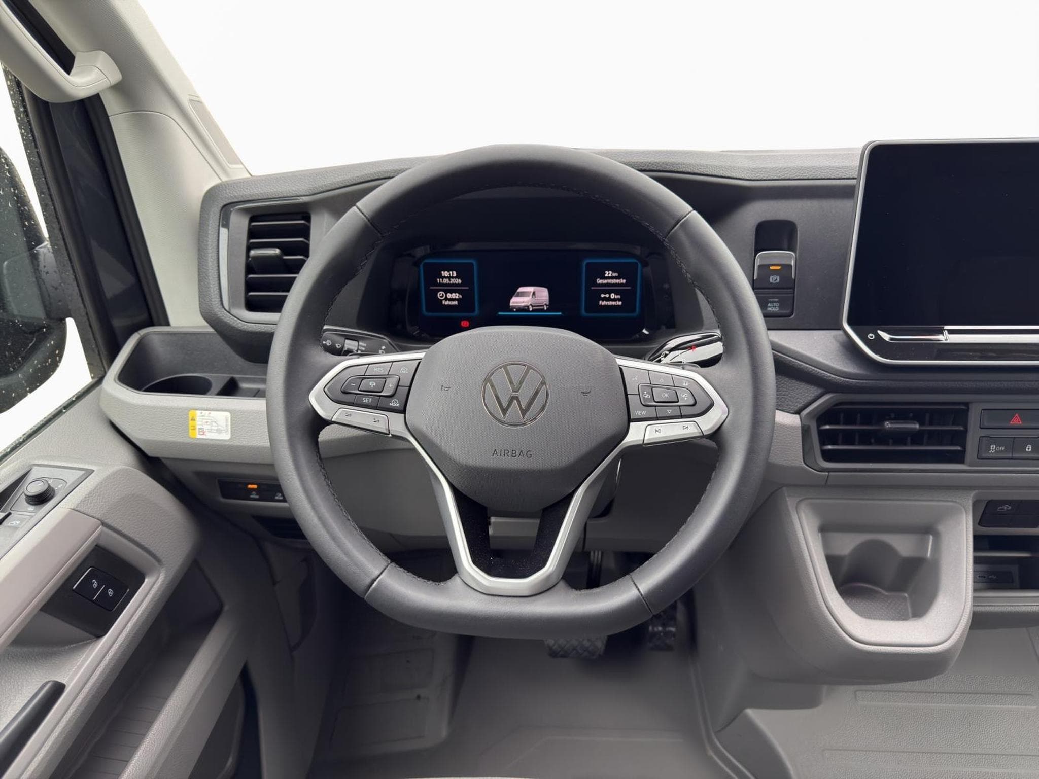 VW Crafter Grand California 680 (2026) - Photo 9
