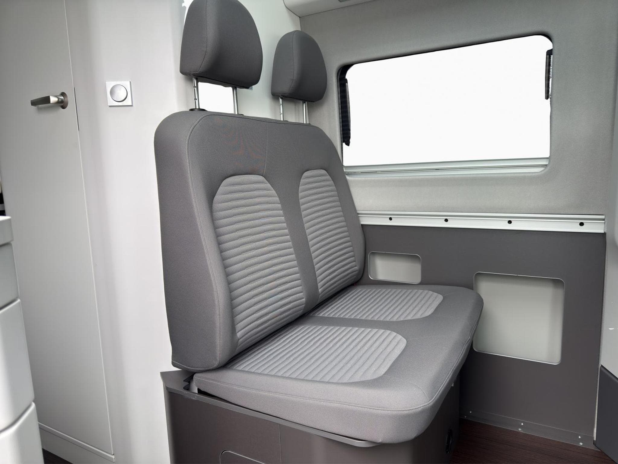 VW Crafter Grand California 680 (2026) - Photo 12