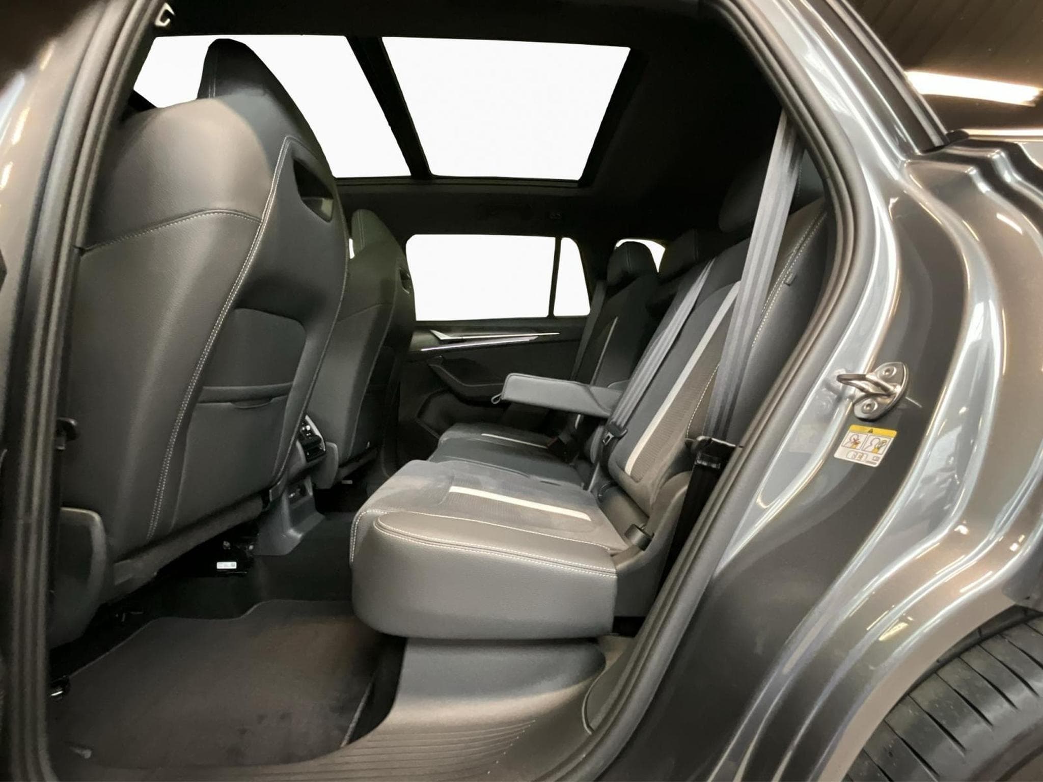 Skoda Kodiaq Sportline+DSG+4x4+LM20+Pano (2025) - Photo 17