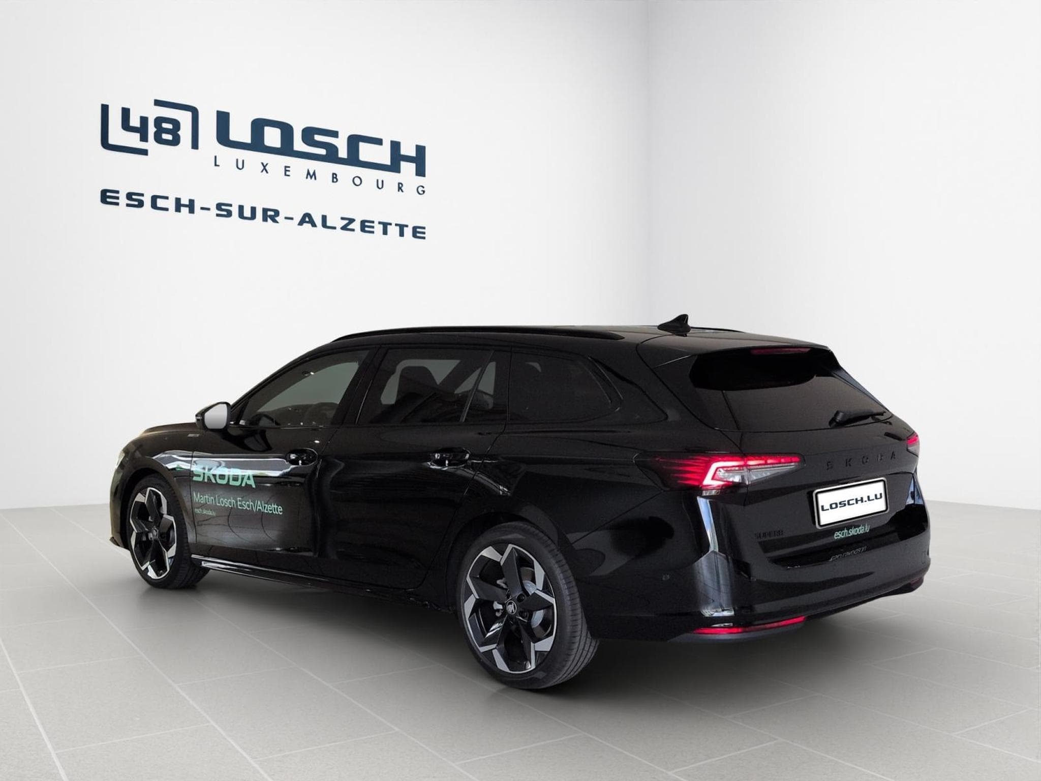 Skoda Superb Sportline (2026) - Photo 5