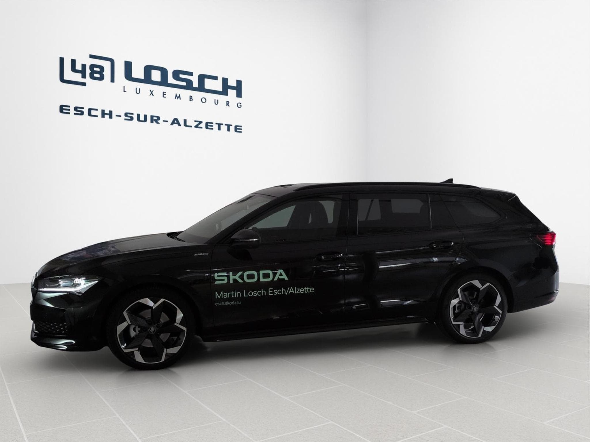 Skoda Superb Sportline (2026) - Photo 3