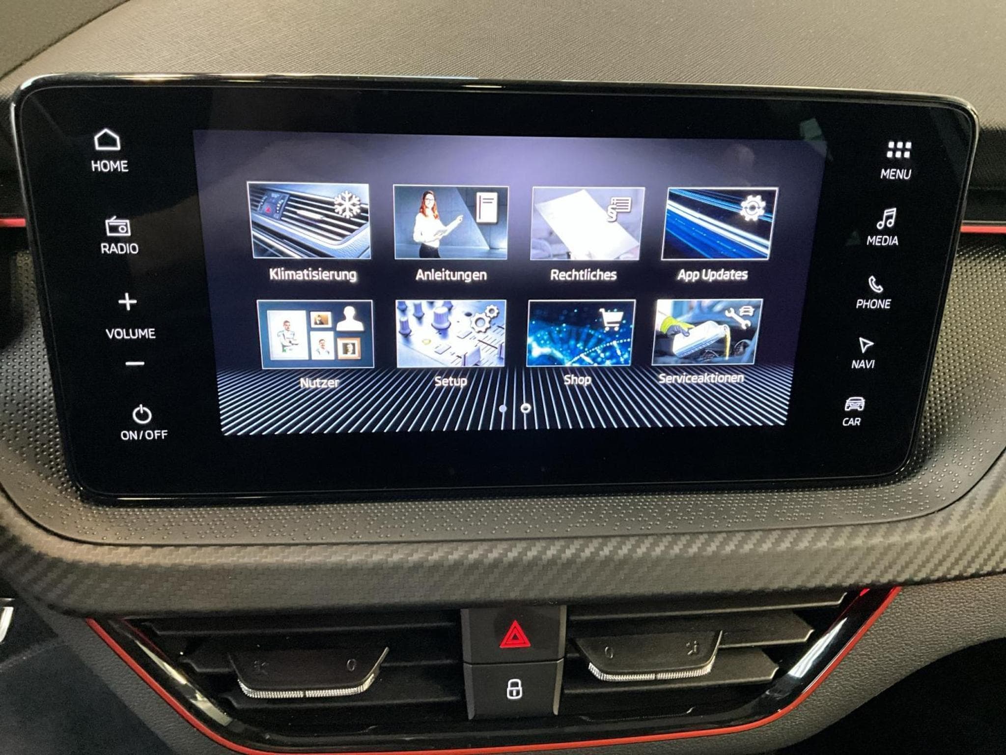 Skoda Scala Monte-Carlo+BVM+Led+Navi (2025) - Photo 17