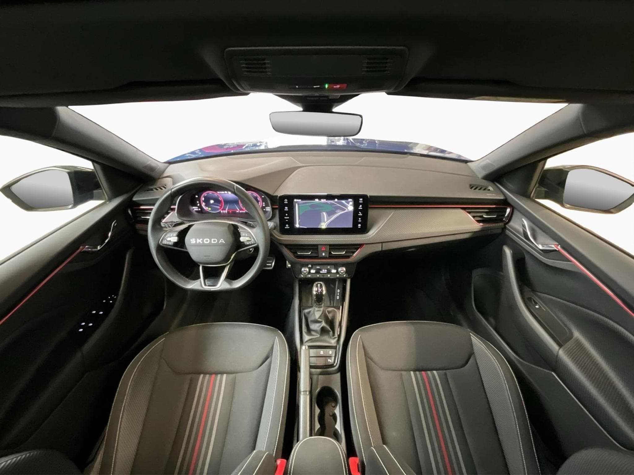 Skoda Kamiq Monte-Carlo+DSG+Led+Pano+Navi+DAB+ (2025) - Photo 2