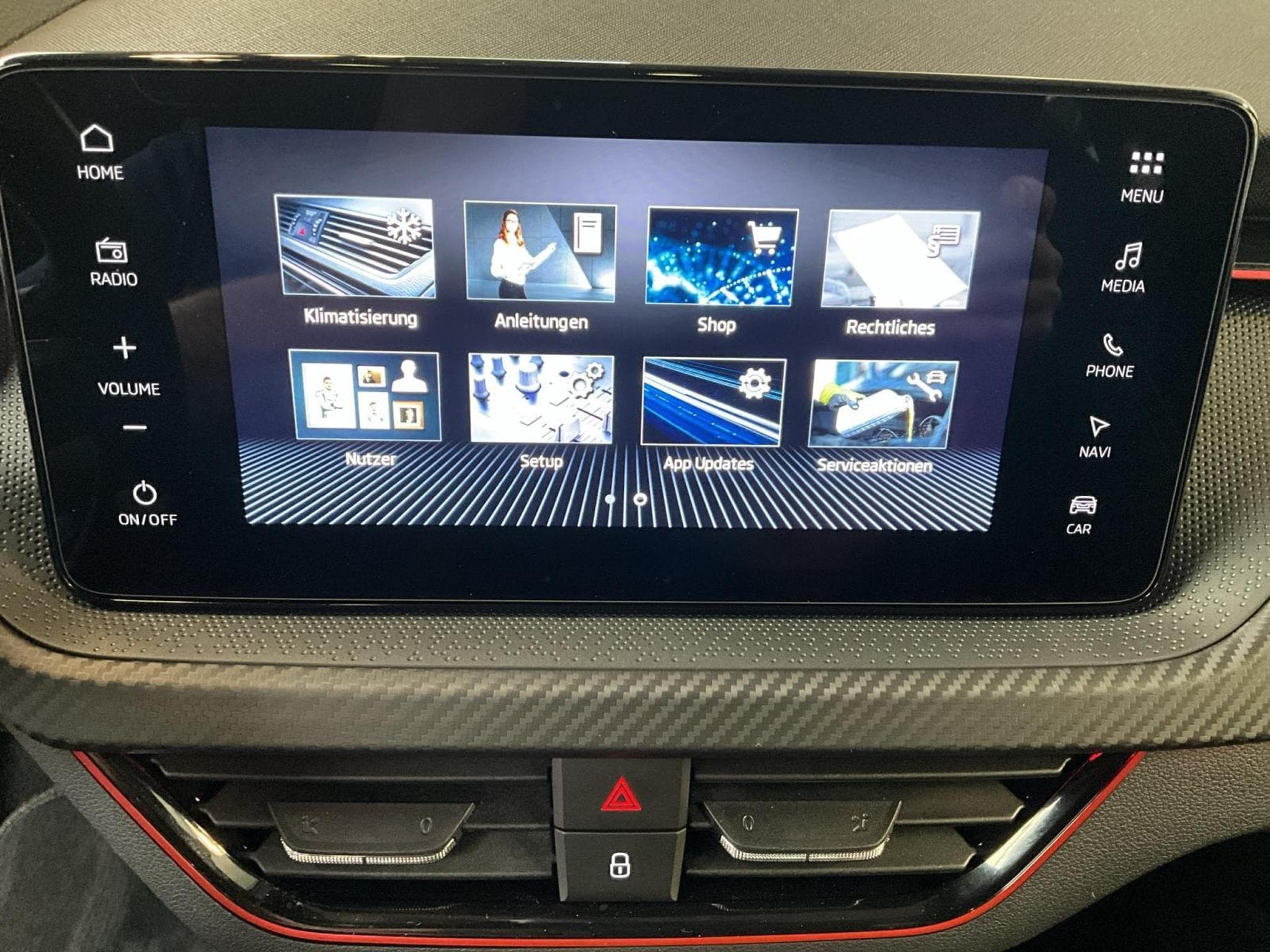 Skoda Kamiq Monte-Carlo+DSG+Led+Pano+Navi+DAB+ (2025) - Photo 19