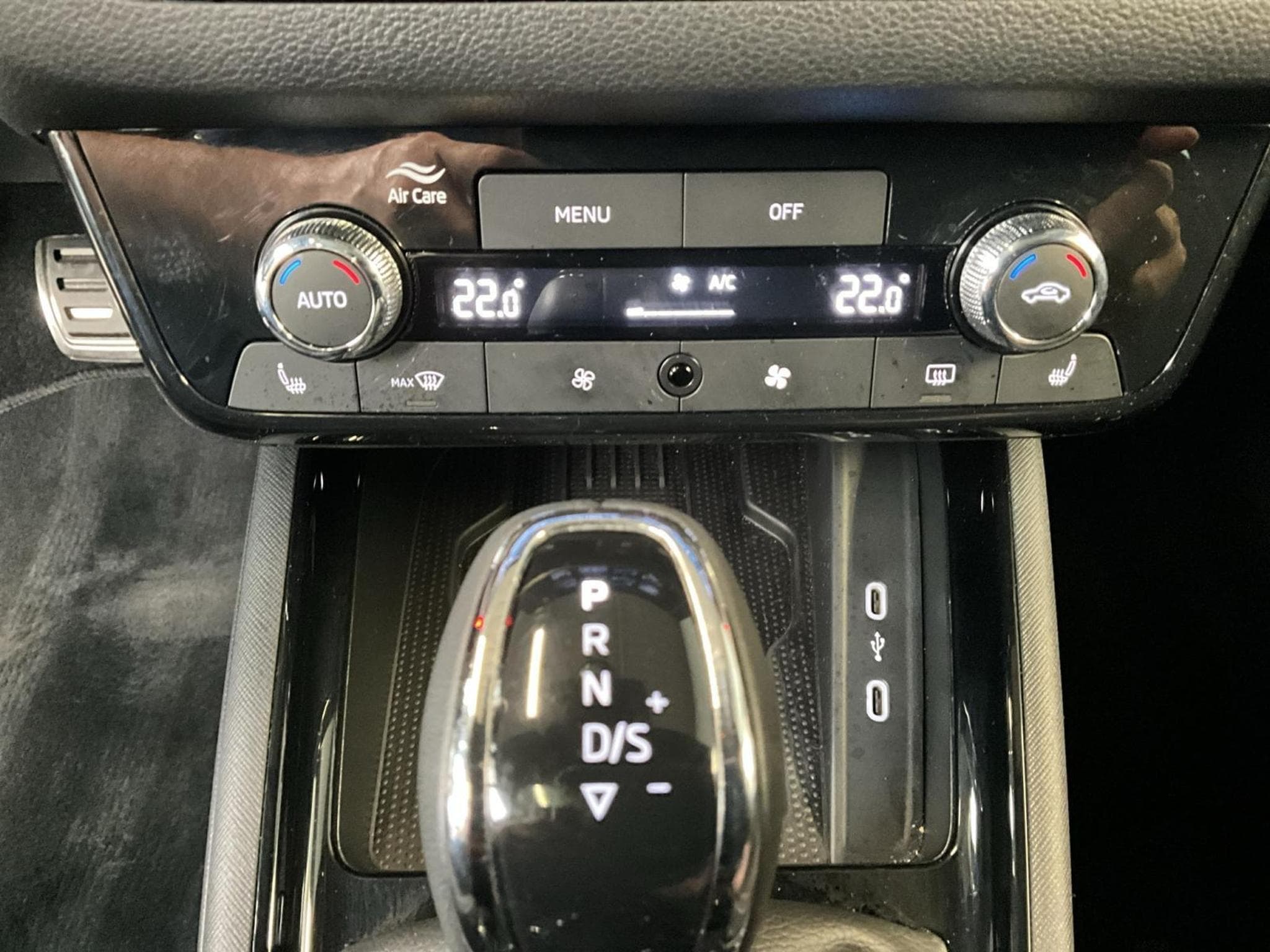 Skoda Kamiq Monte-Carlo+DSG+Led+Pano+Navi+DAB+ (2025) - Photo 20