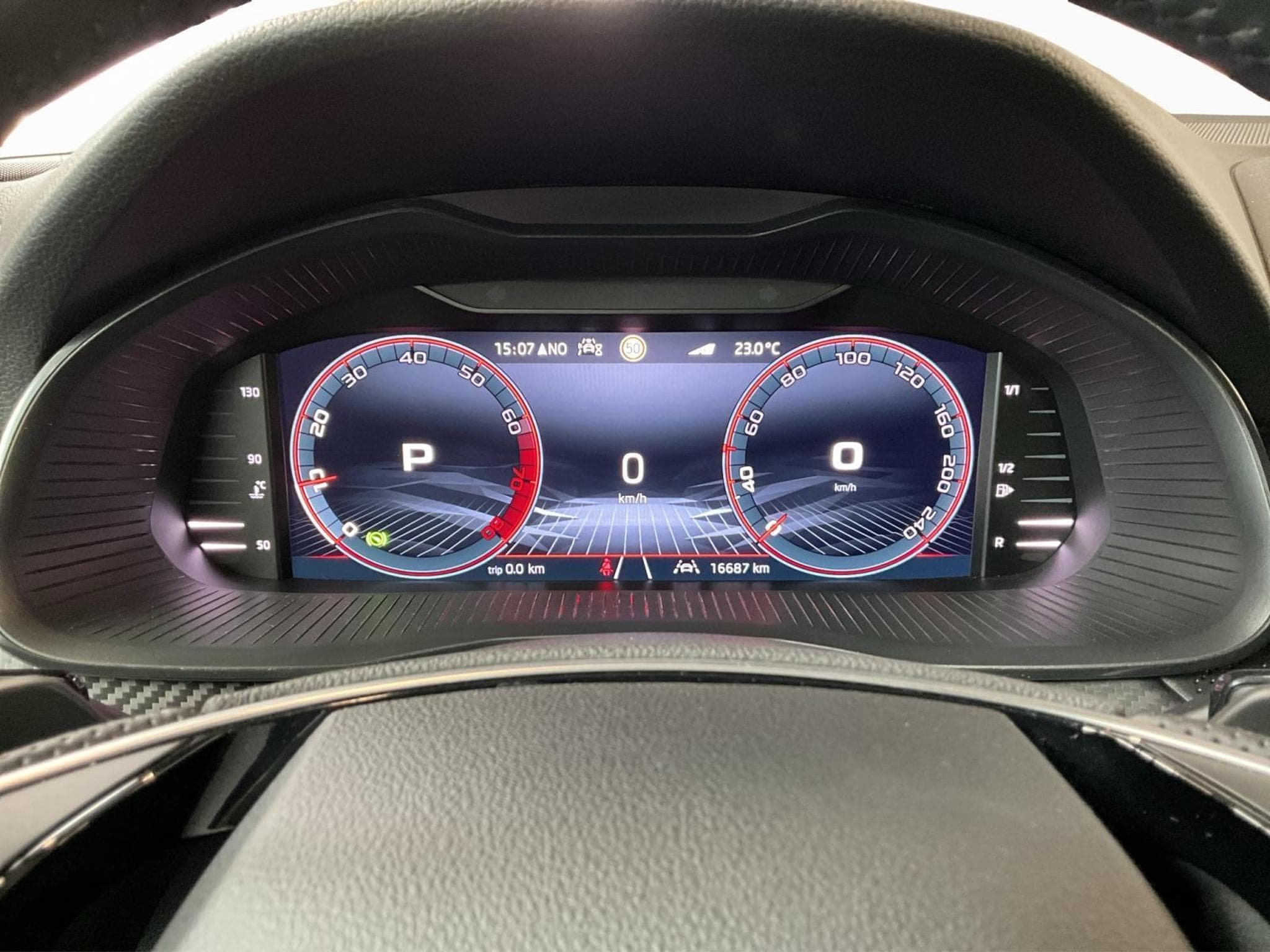 Skoda Kamiq Monte-Carlo+DSG+RearView+LED+P.Ass.-Drive+ (2025) - Photo 11