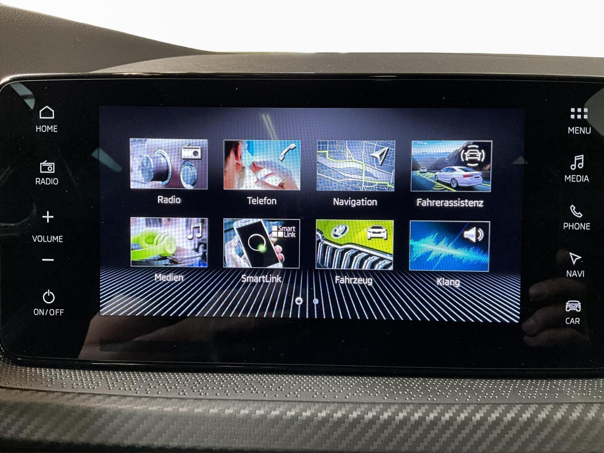 Skoda Kamiq Monte-Carlo+DSG+RearView+LED+P.Ass.-Drive+ (2025) - Photo 13