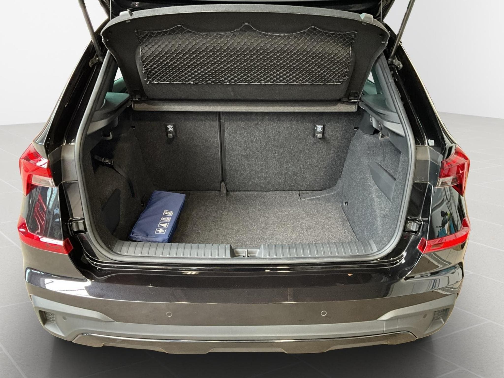 Skoda Kamiq Monte-Carlo+DSG+RearView+LED+P.Ass.-Drive+ (2025) - Photo 17