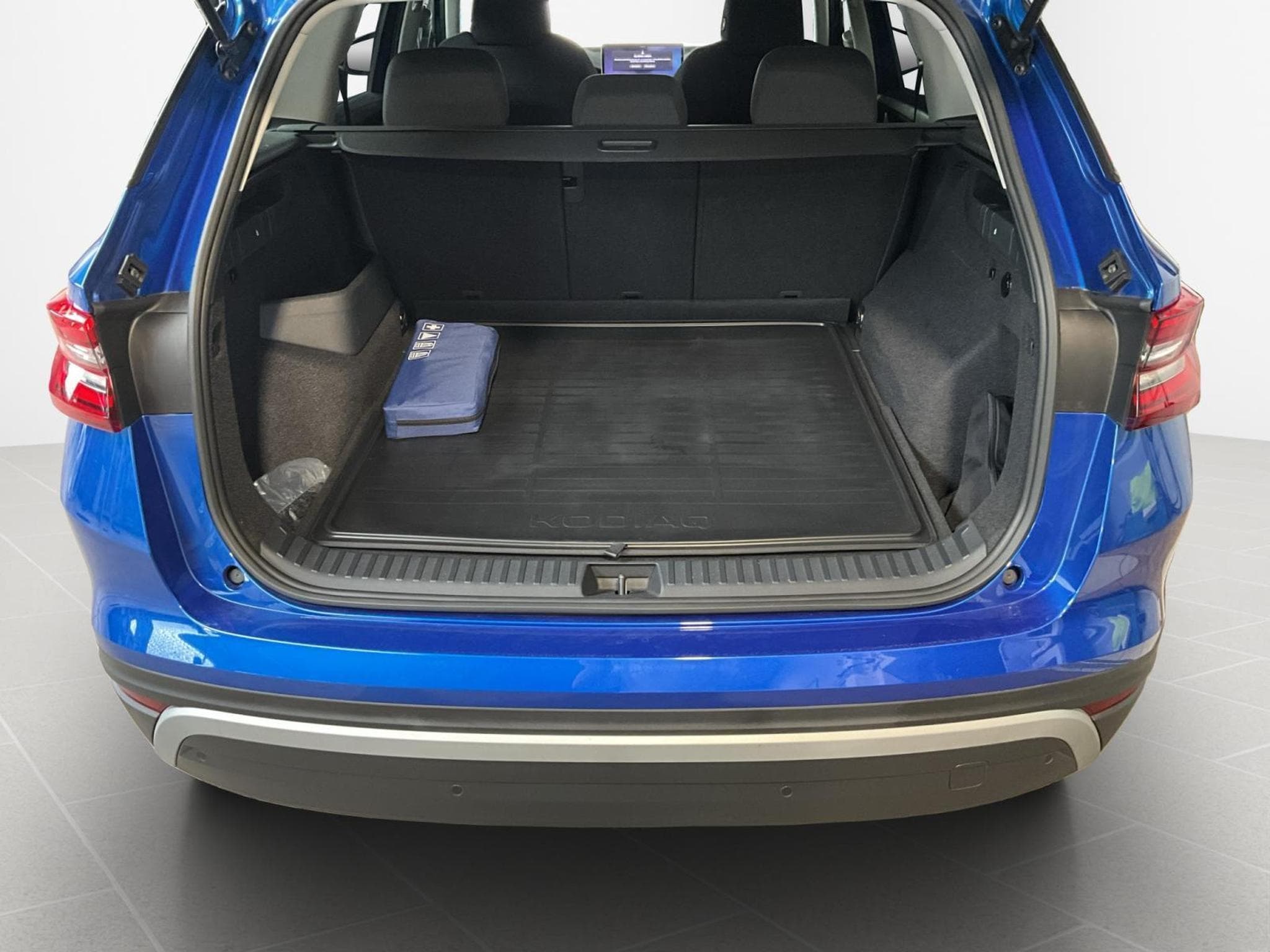 Skoda Kodiaq Selection+DSG+RearView+Navi+LED+digi (2025) - Foto 16