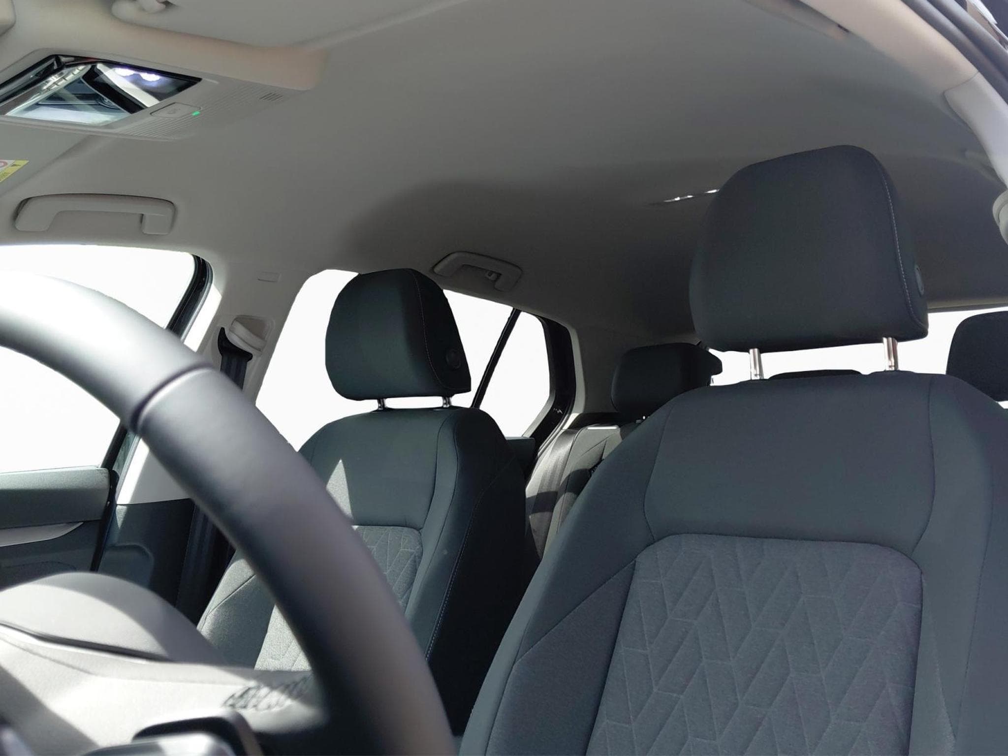 VW Golf Life (2026) - Photo 17