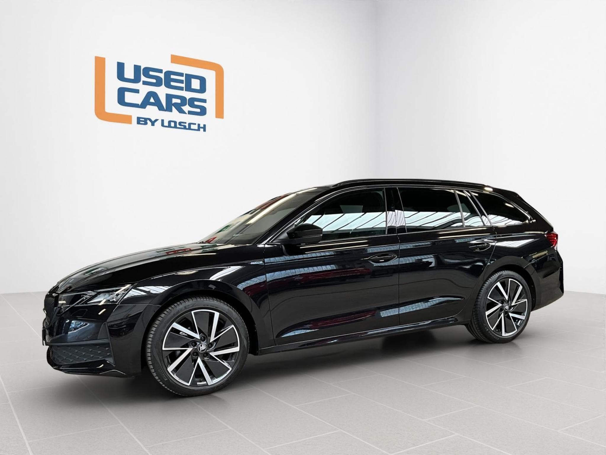 Skoda Octavia Sportline+DSG+360+Light&View-Premium+Navi (2025) - Foto 4