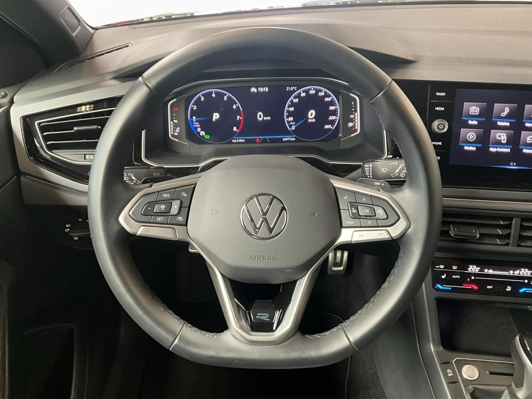 VW Taigo R-Line+DSG+P:Top+Keyless+IQ-Light (2024) - Foto 10