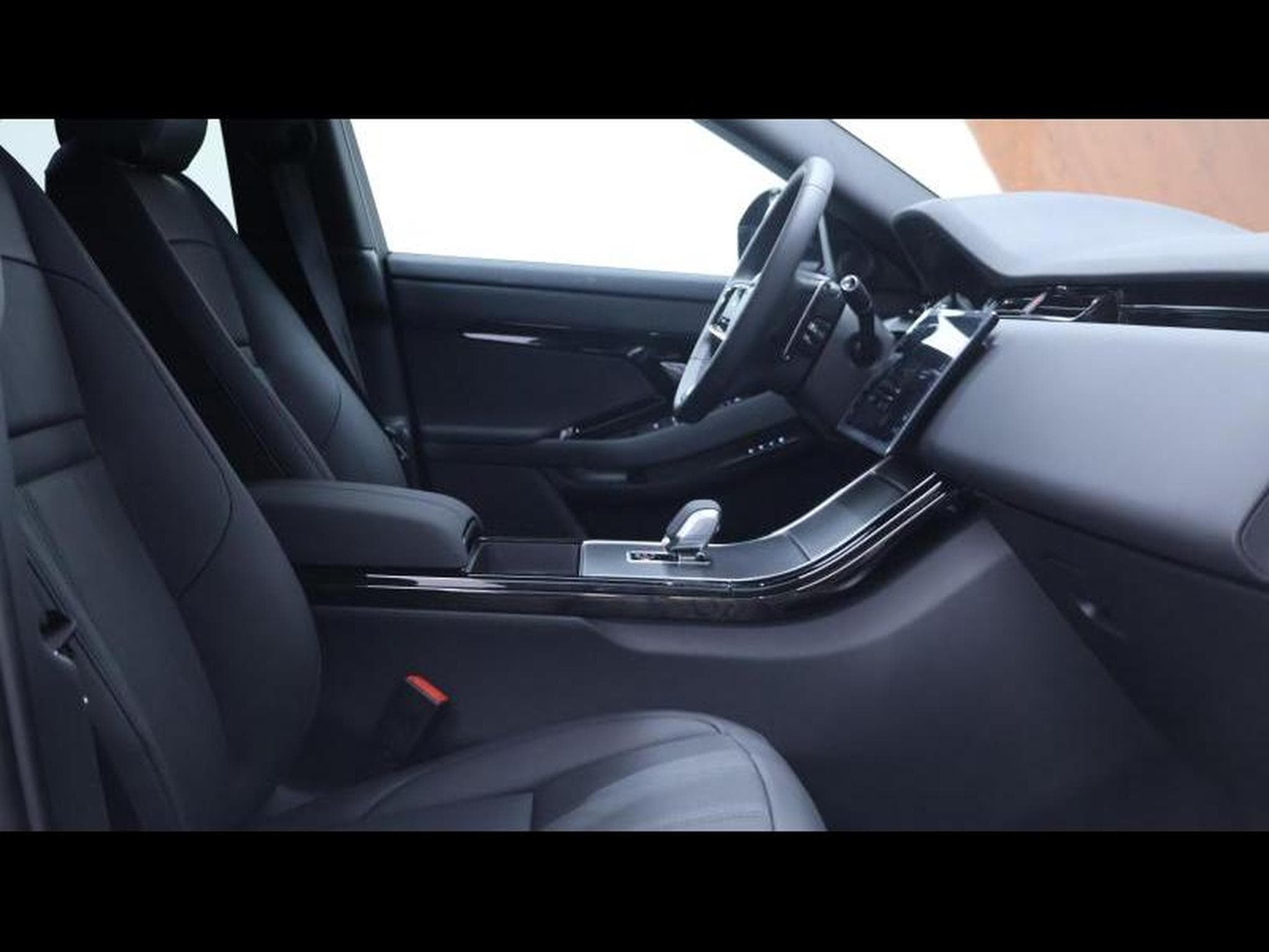 Land-Rover Range Rover Evoque P160 S FWD Auto (2025) - Photo 10
