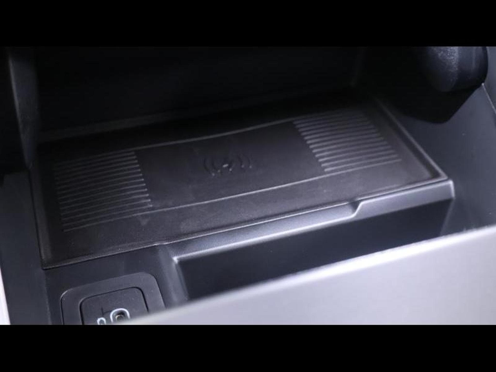 Land-Rover Range Rover Evoque P160 S FWD Auto (2025) - Photo 25