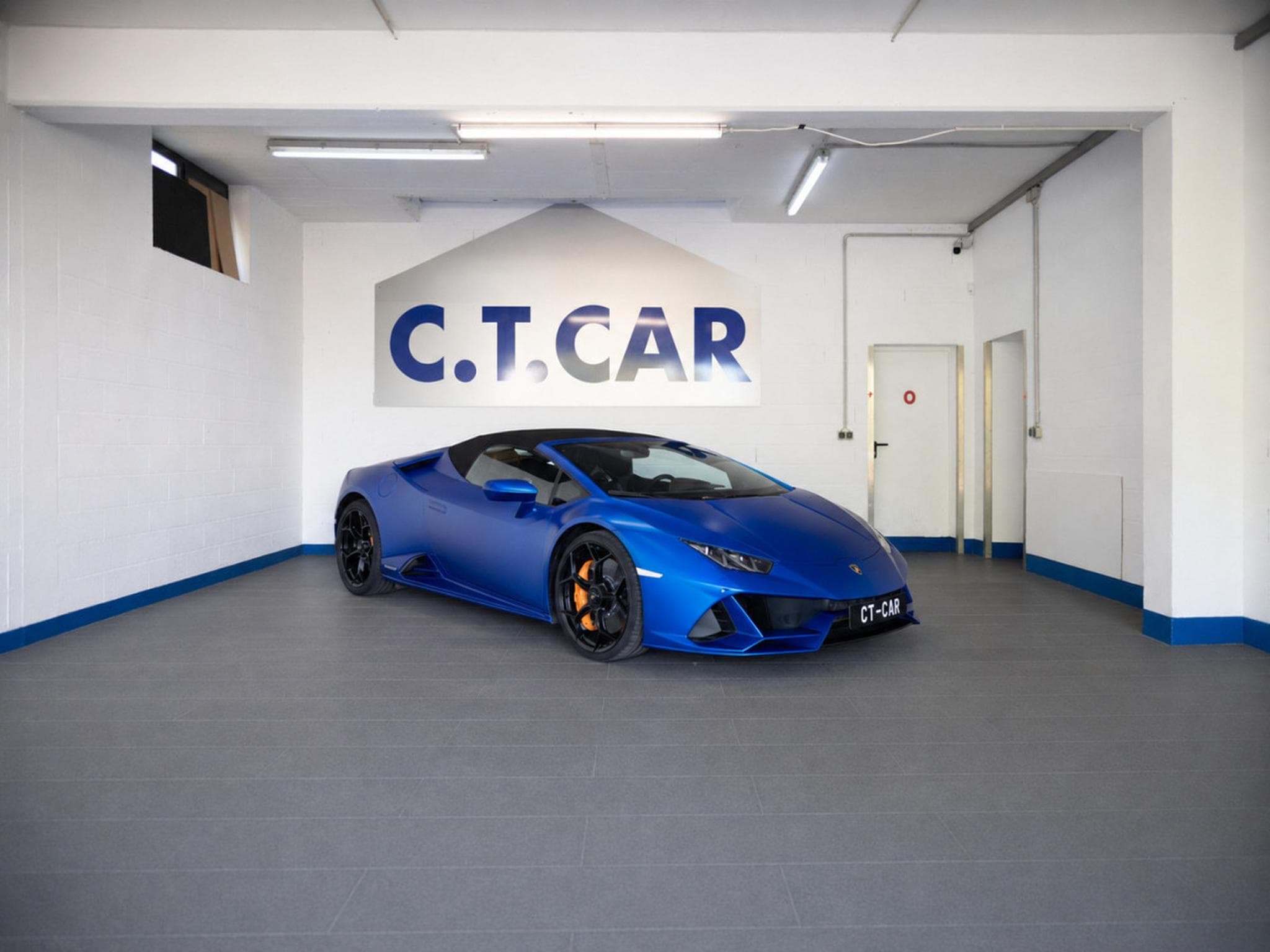 Lamborghini Huracán EVO Spyder Lifting System - VOLL (2022) - Photo 1