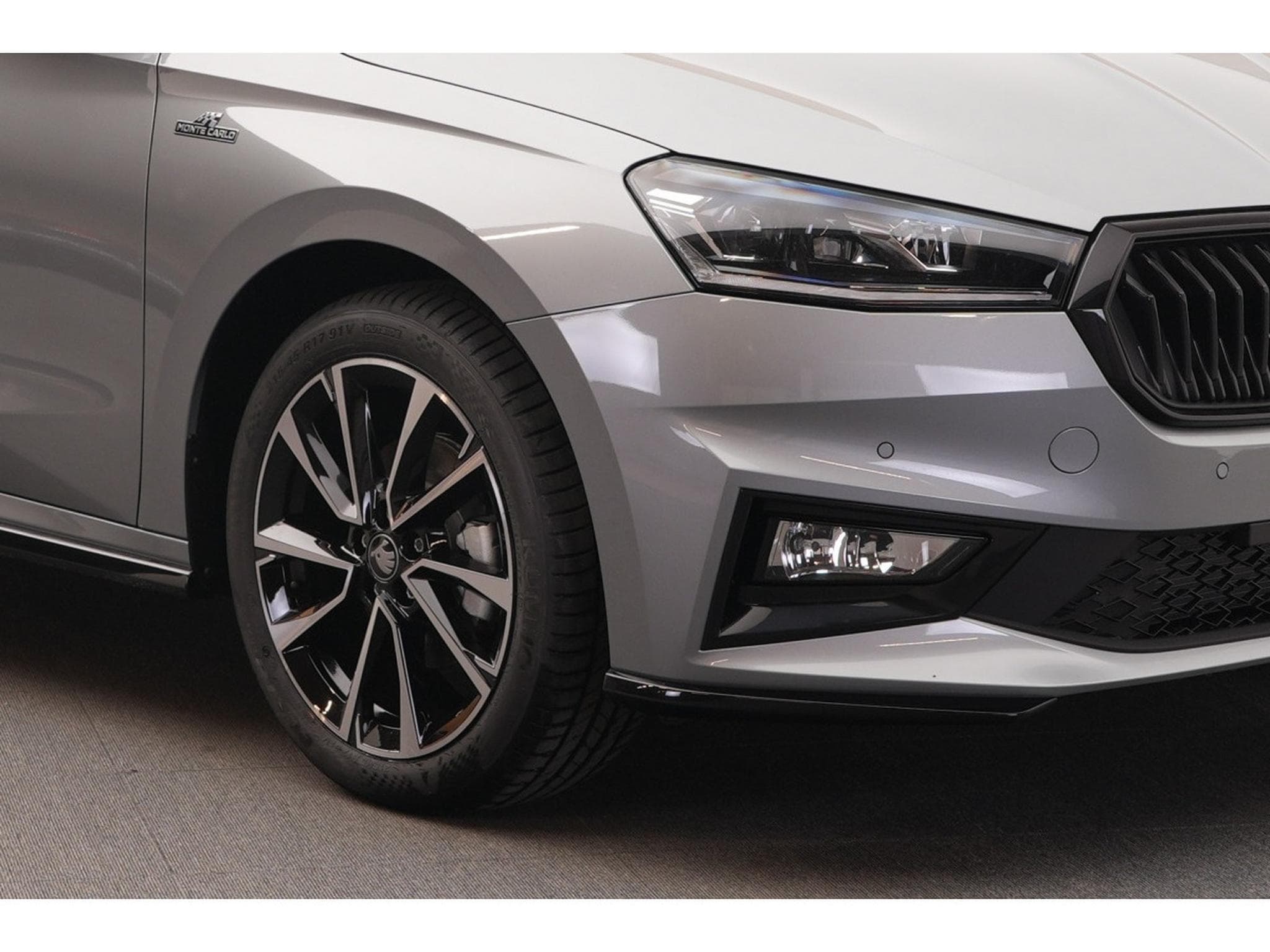 Skoda Fabia Monte Carlo 1.0 TSI 85kW-116CV DSG7 - Garantie 5 ans/100.000 (2026) - Photo 17