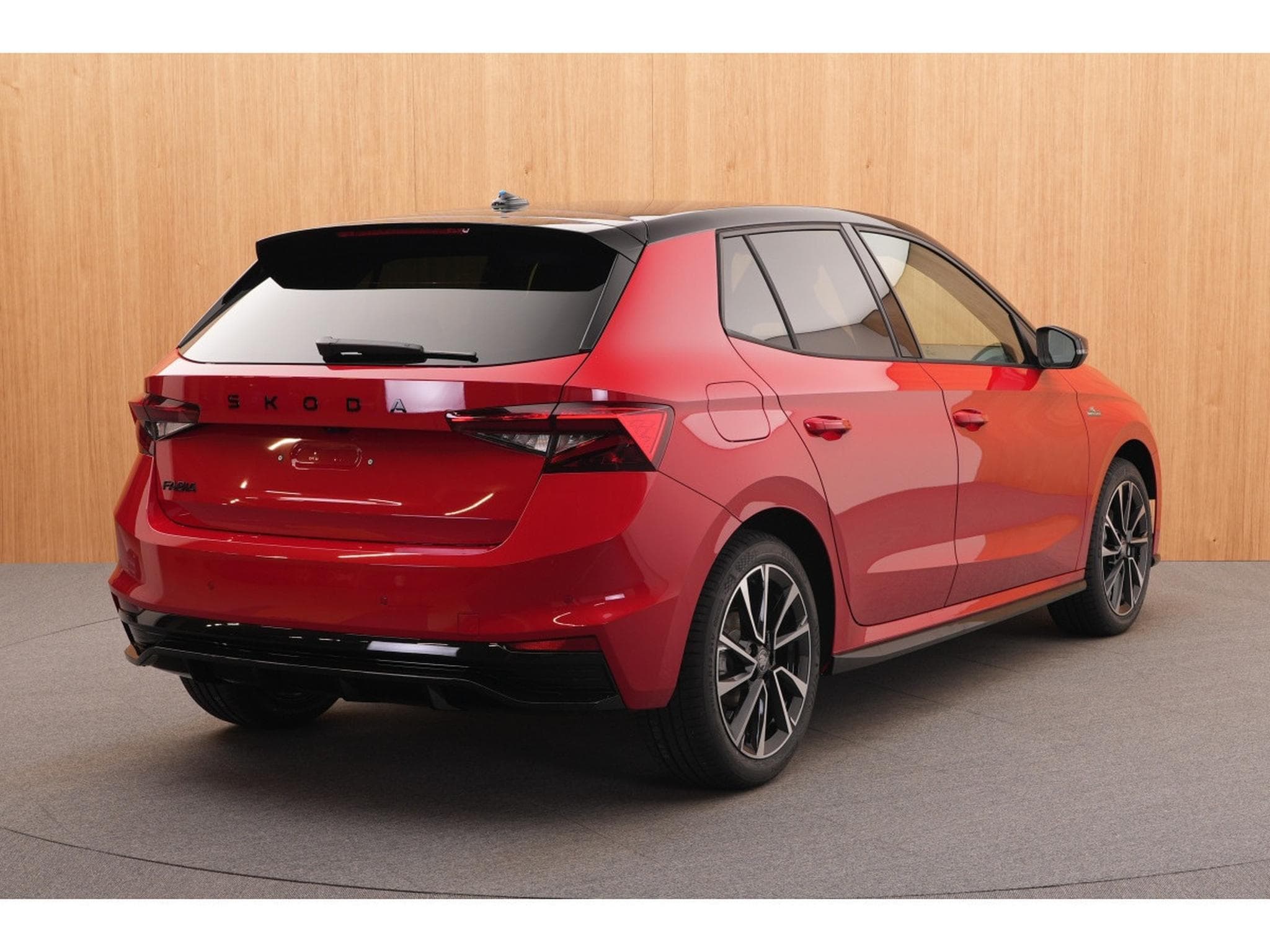 Skoda Fabia Monte Carlo 1.5 TSI 110kW-150CV DSG7 -  Garantie 5 ans/100.0 (2026) - Photo 4