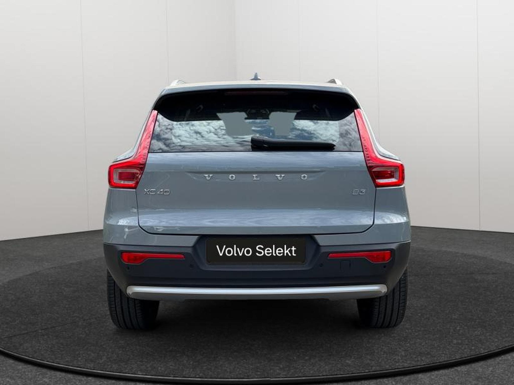 Volvo XC40 B3 Core / Essence (2025) - Foto 5