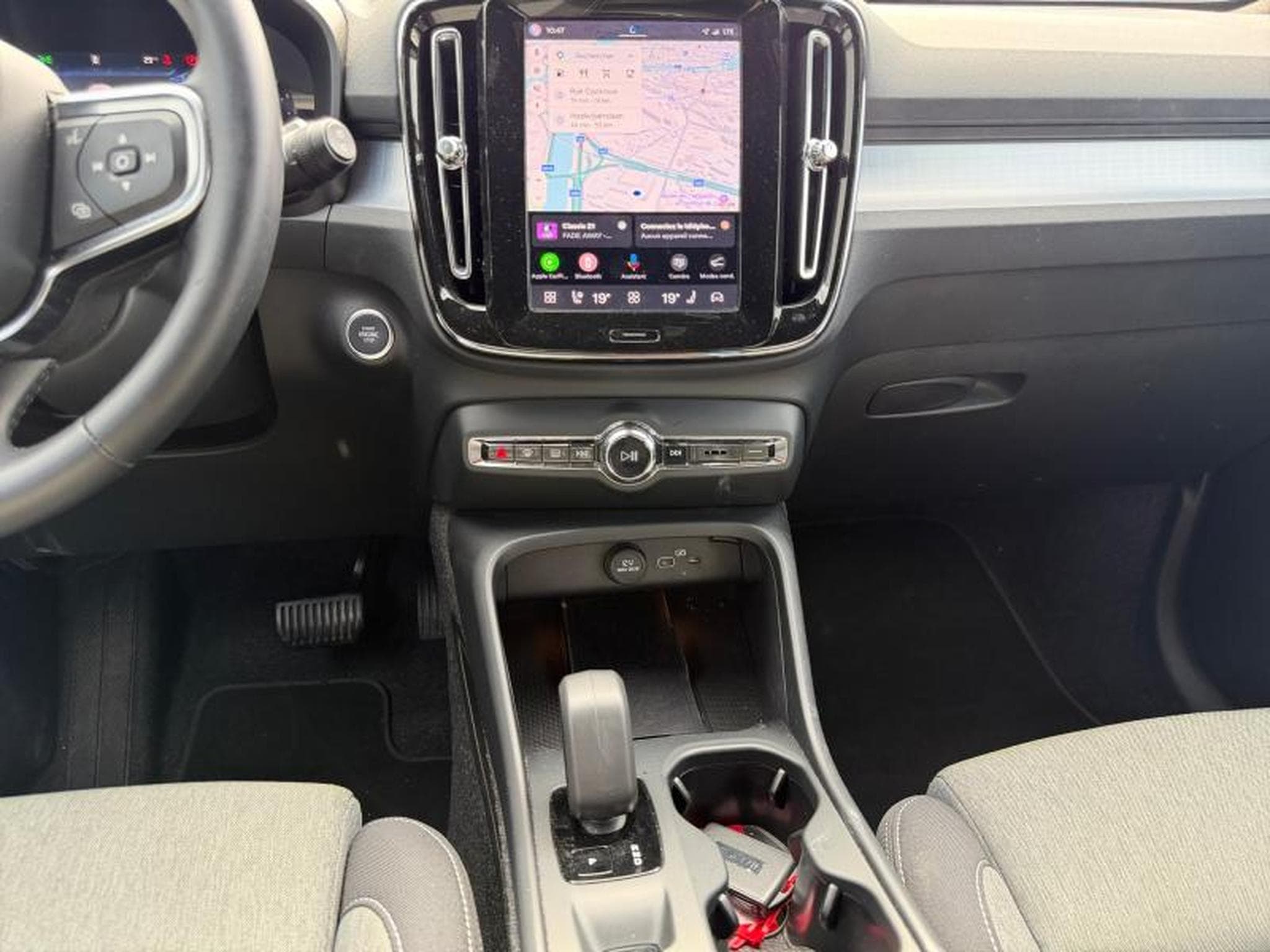 Volvo XC40 B3 Core / Essence (2025) - Foto 11