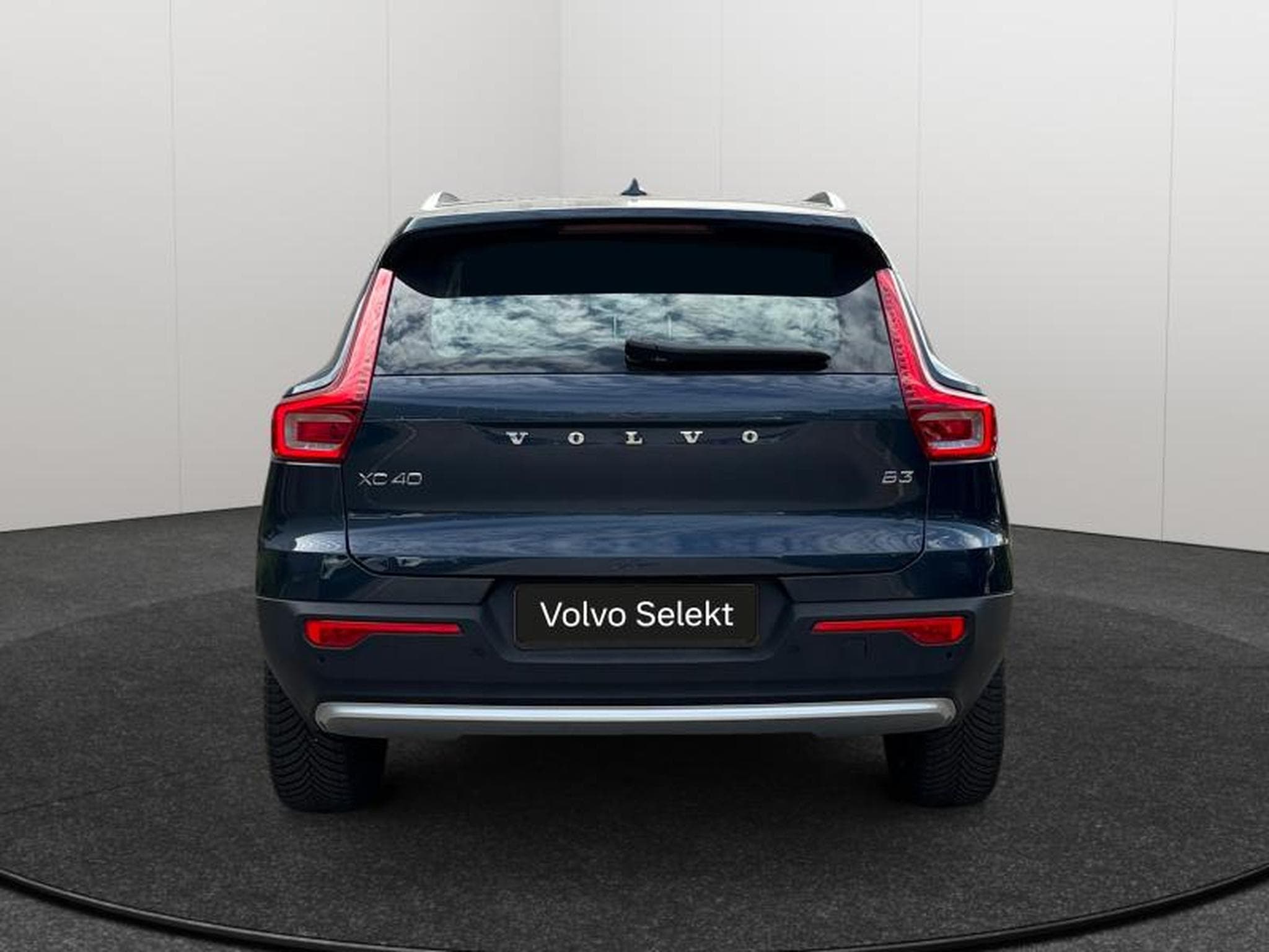 Volvo XC40 B3 Core 2026 / Essence (2025) - Foto 6