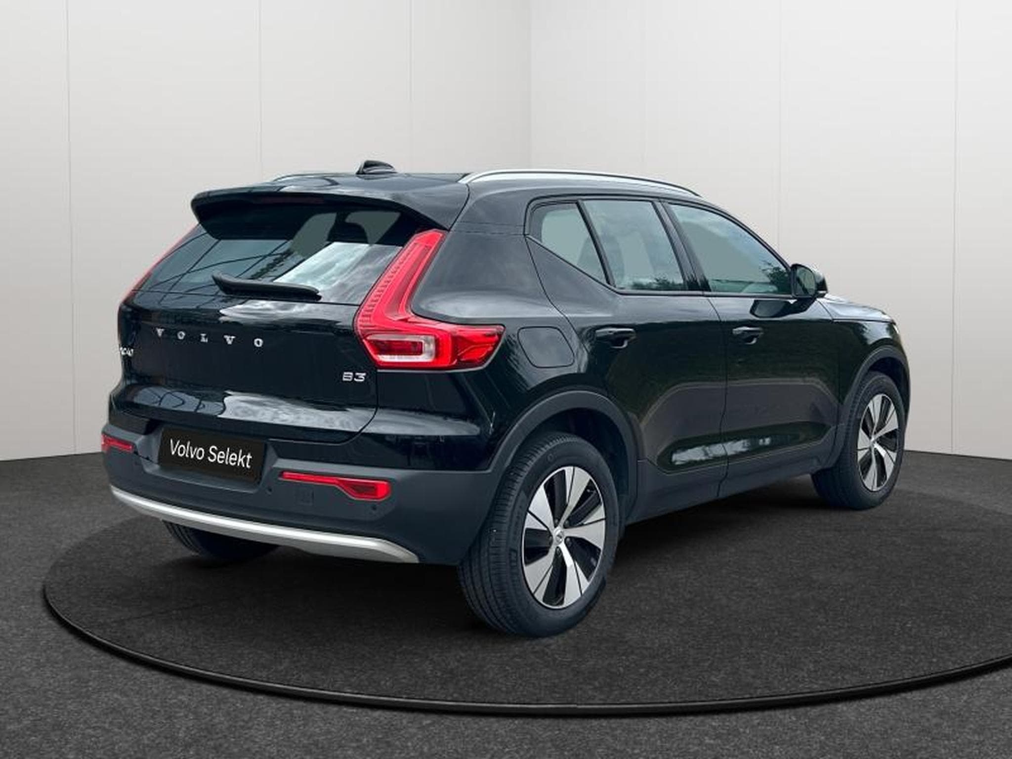 Volvo XC40 B3 Core 2026 / Essence (2025) - Foto 5