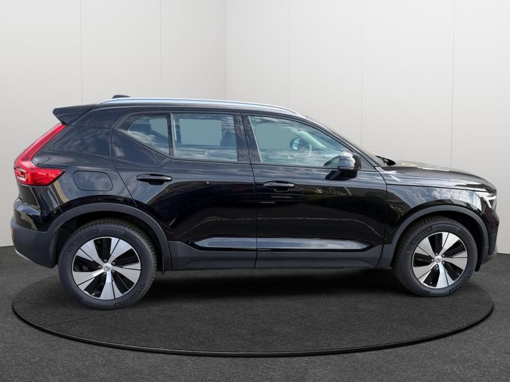 Volvo XC40 B3 Core / Essence (2025) - Foto 7