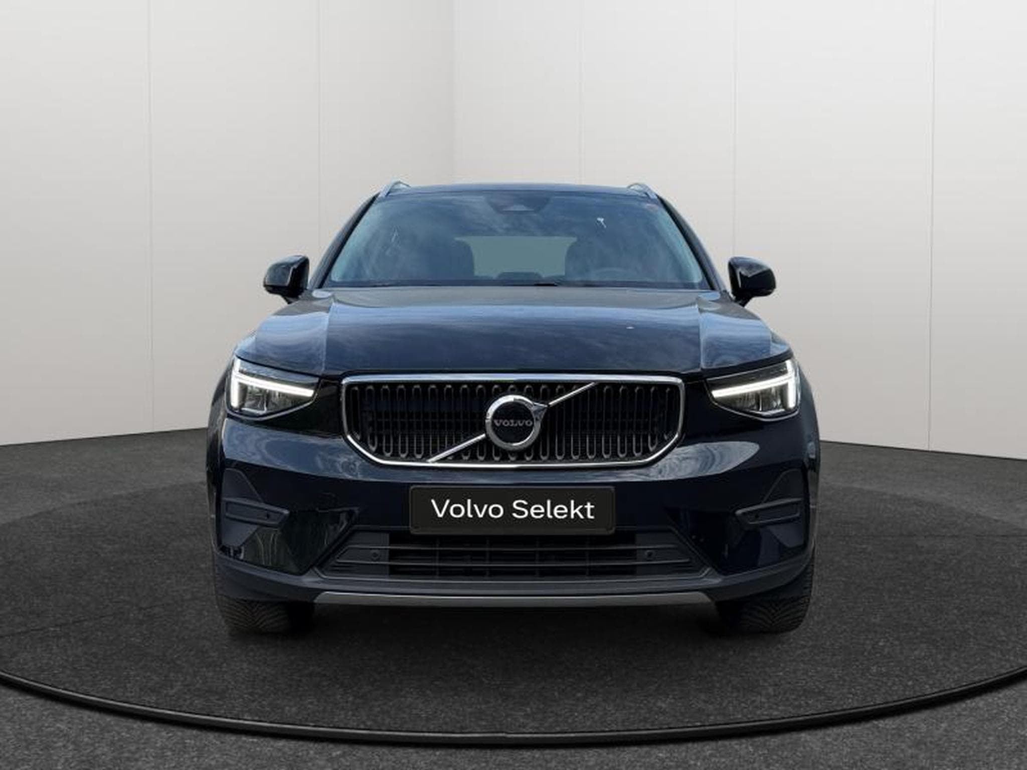 Volvo XC40 B3 Core / Essence (2025) - Foto 9