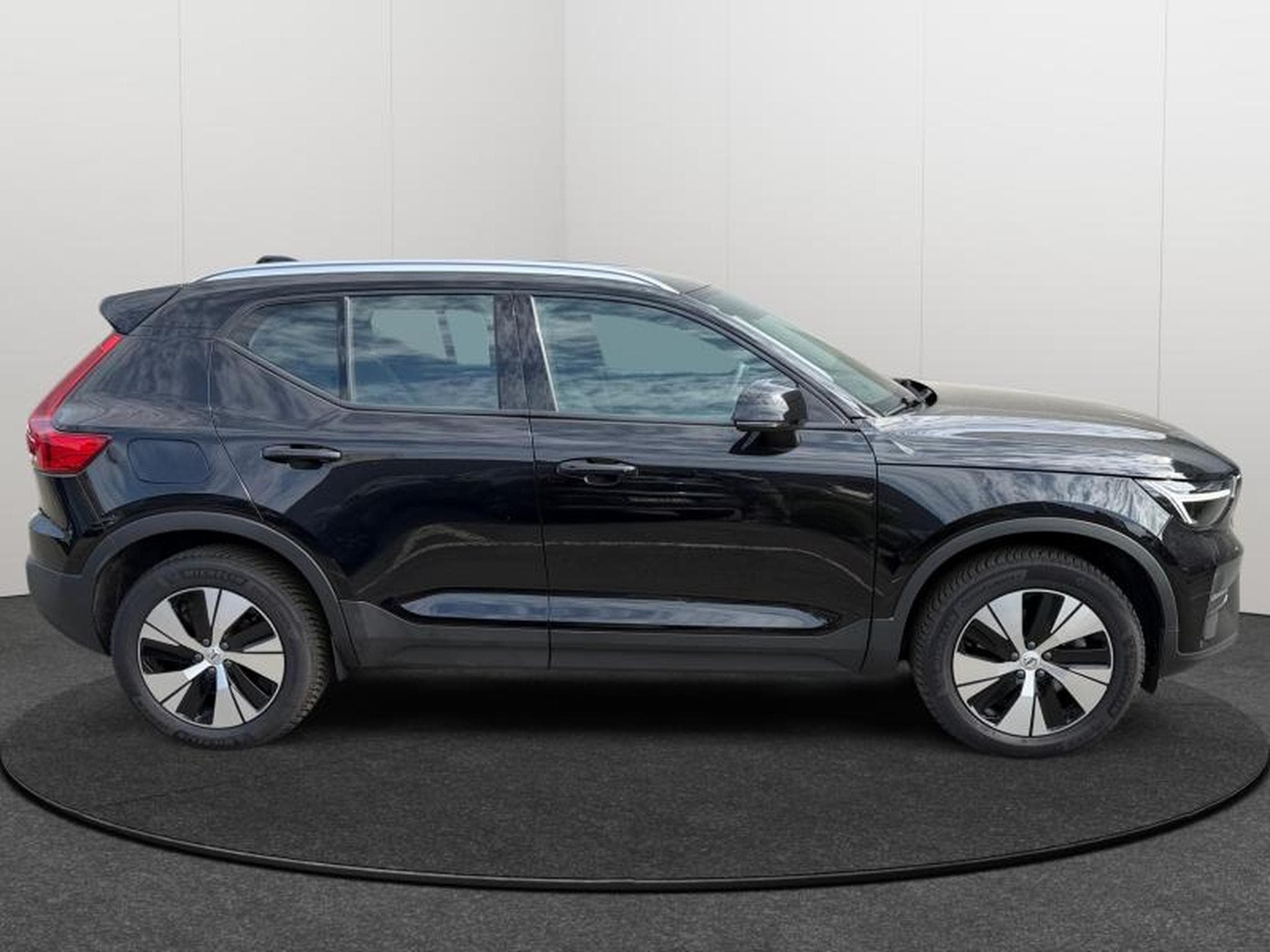 Volvo XC40 B3 Core 2026 / Essence (2025) - Foto 7