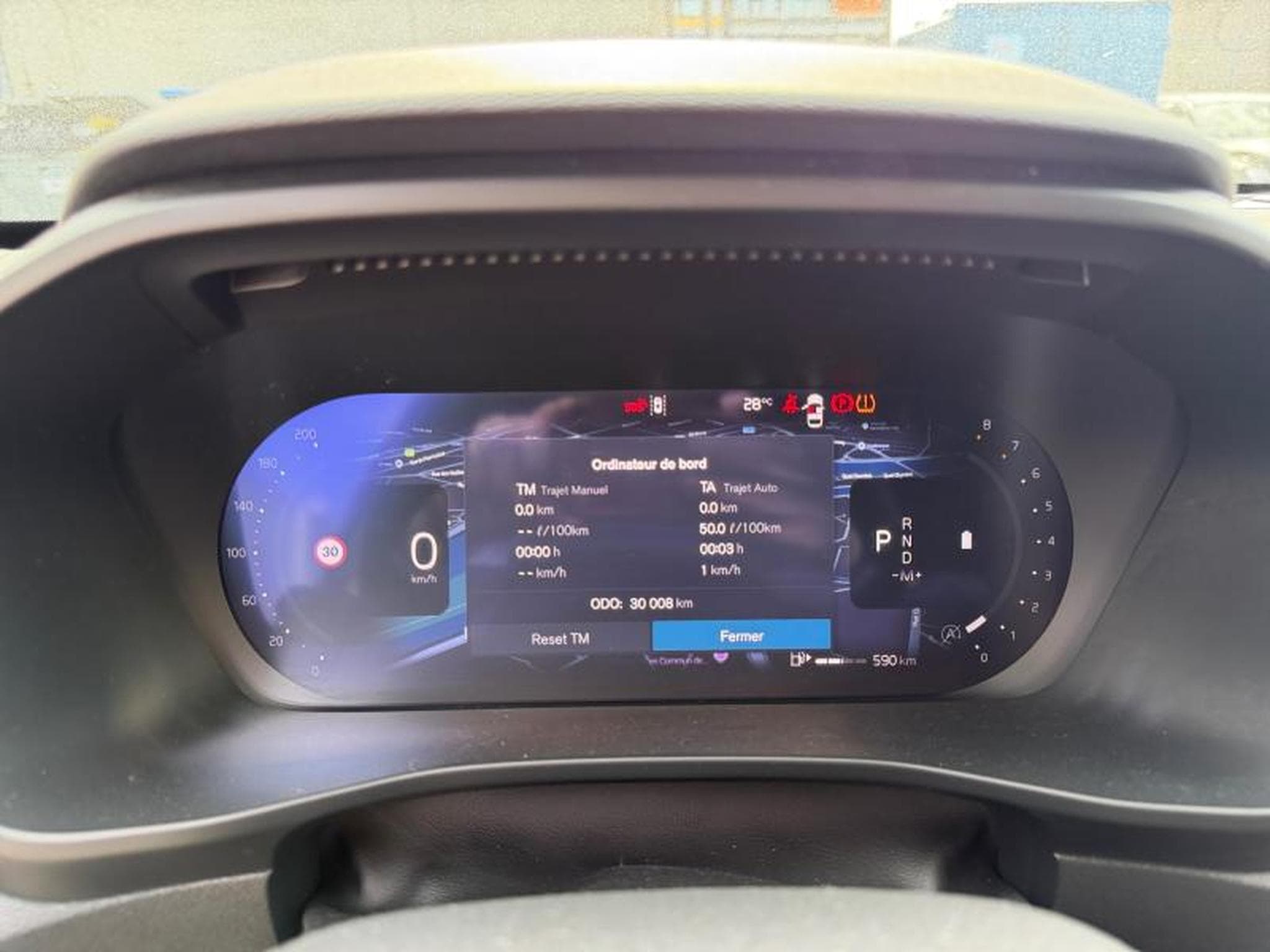 Volvo XC40 B3 Core 2026 / Essence (2025) - Foto 18