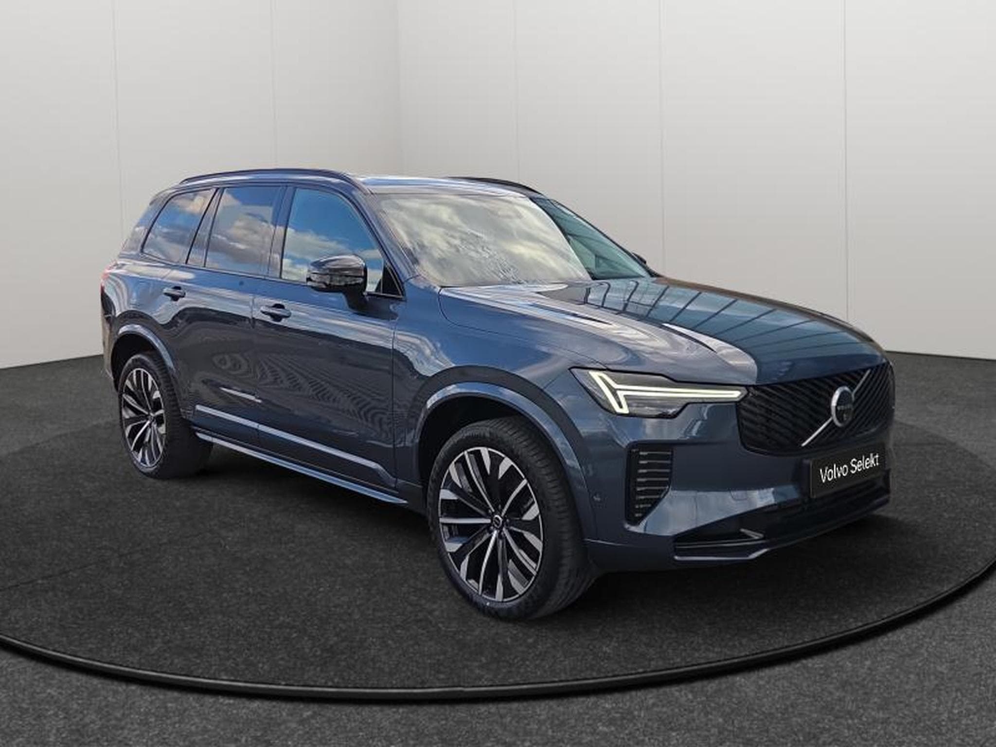 Volvo XC90 T8 AWD Plus Dark 2026 / Hybride (2025) - Foto 7