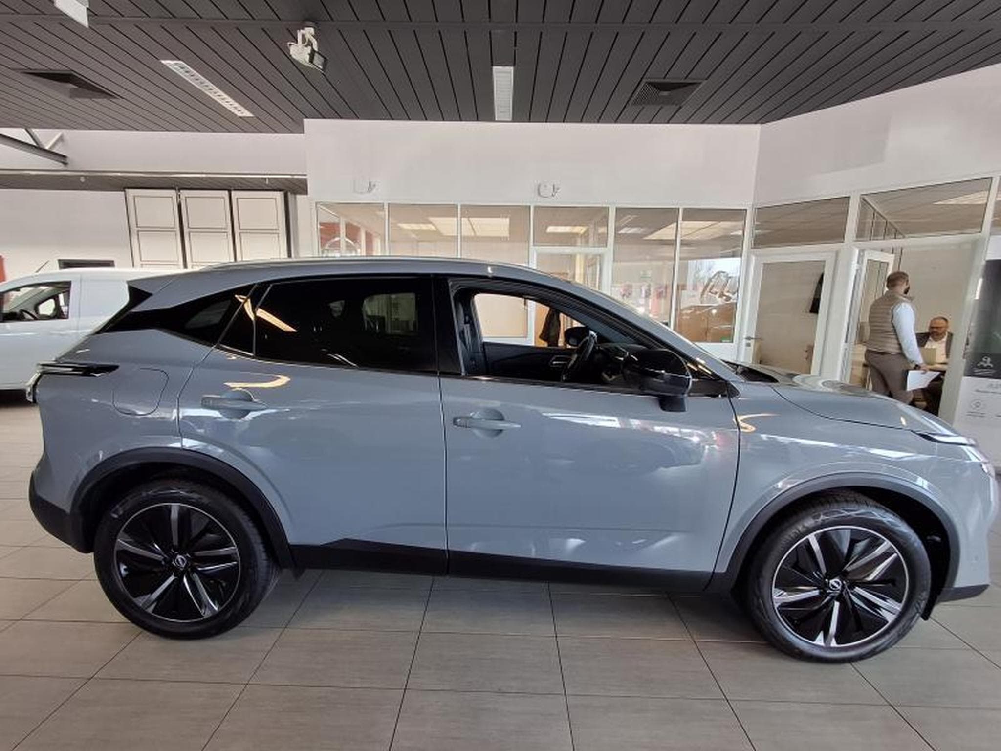 Nissan Qashqai e-POWER TEKNA 2WD (2026) - Foto 4