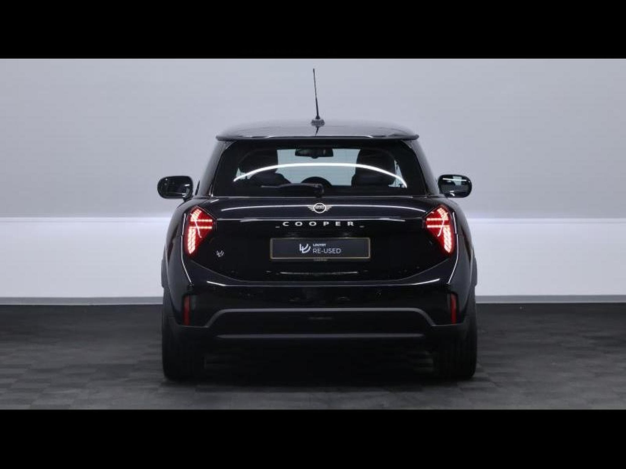 MINI Cooper 1.5 156cv Auto (2024) - Photo 6