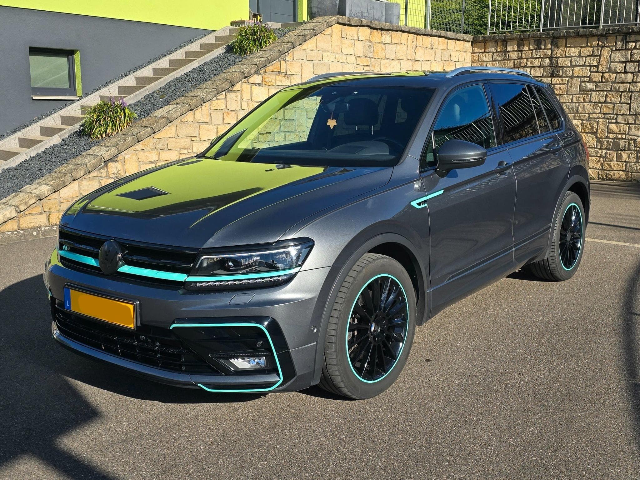VW Tiguan Full R-Line (2020) - Photo 4