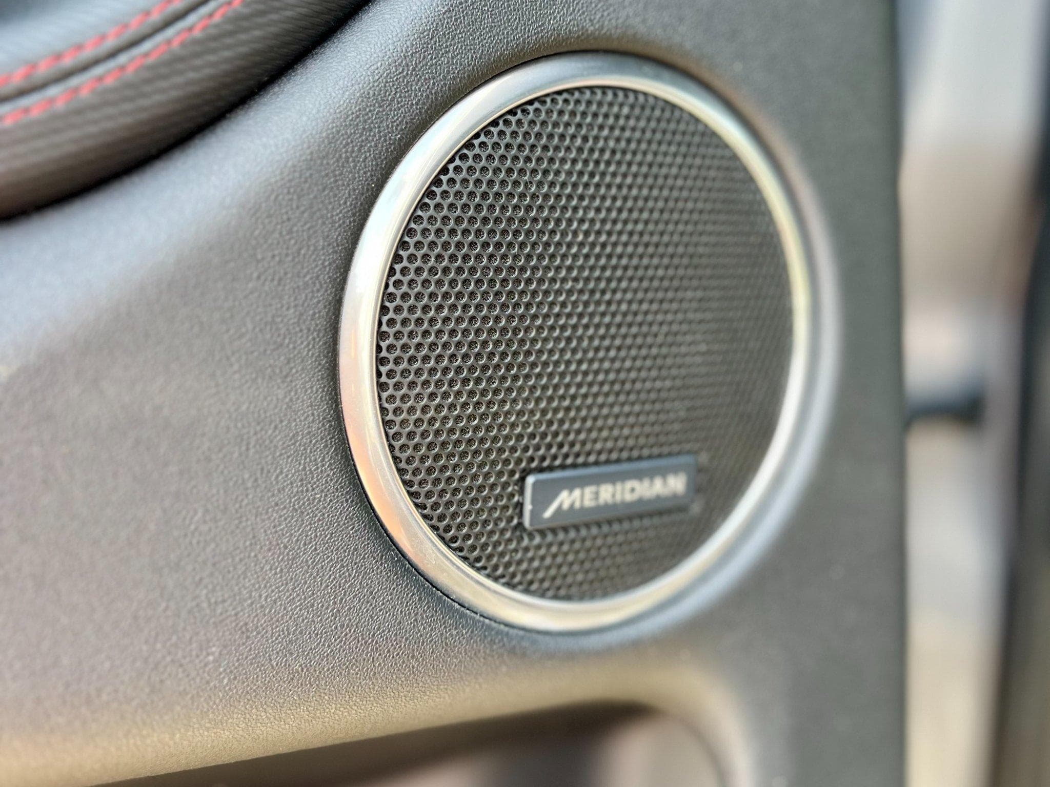 Land-Rover Discovery Sport P200 R-Dynamic SE - Eiger Grey (2022) - Photo 11